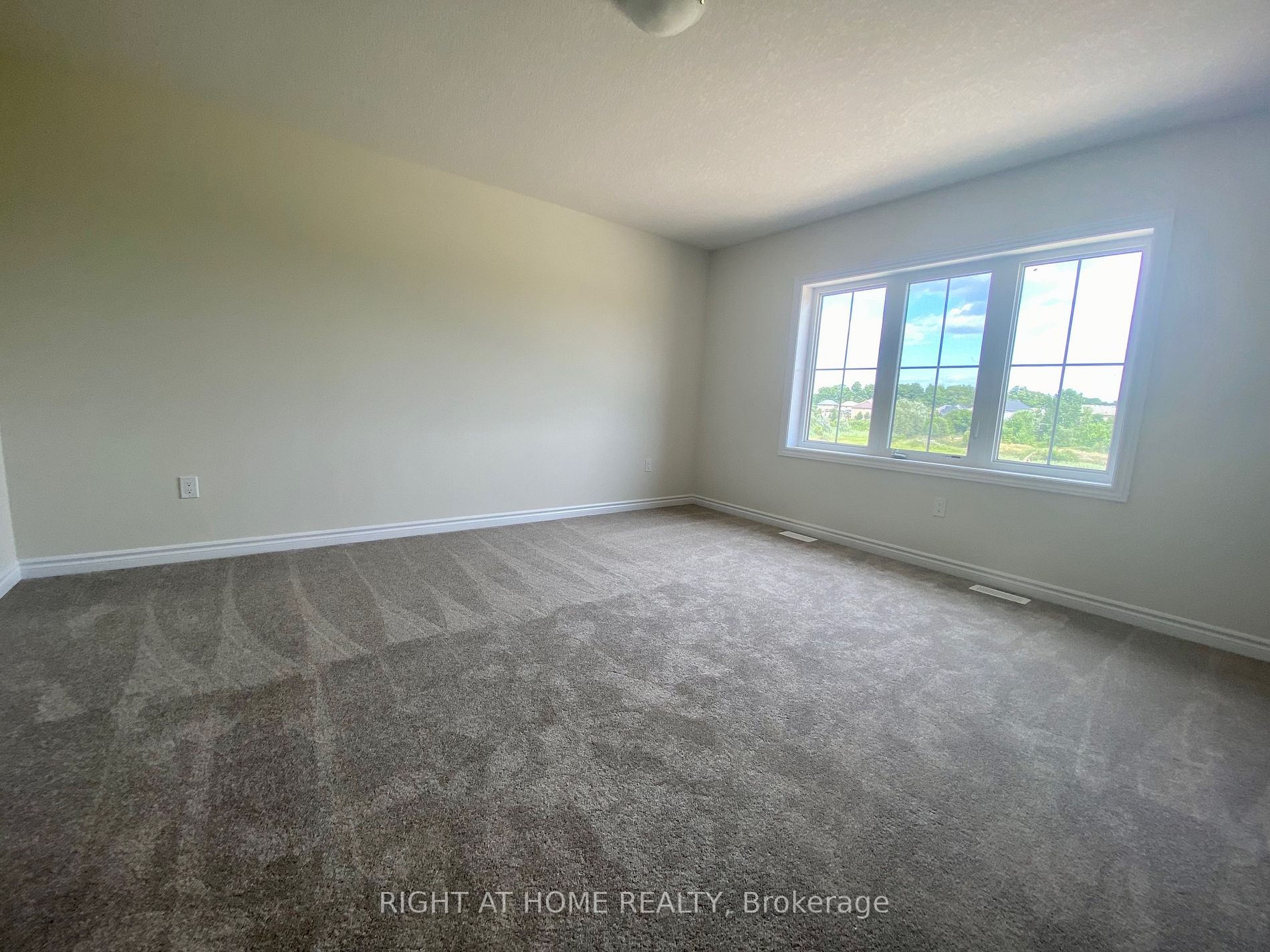 77 Anderson Rd