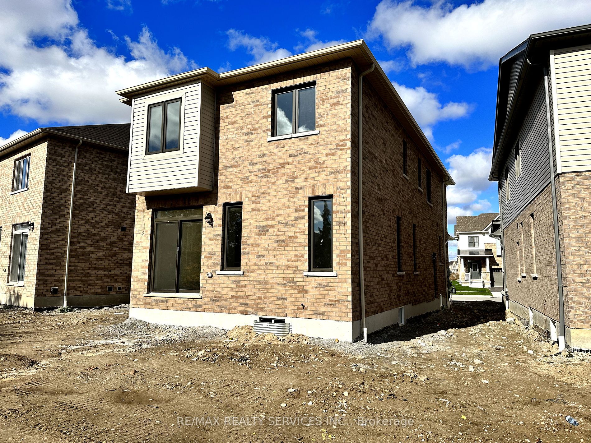 124 Lumb Dr