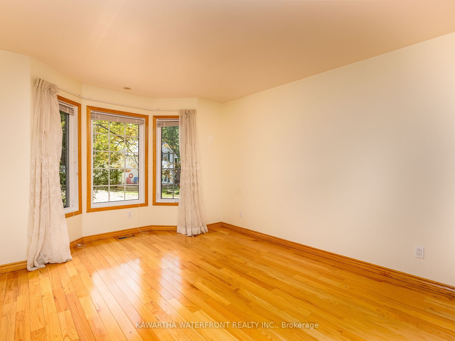 43 Rose St