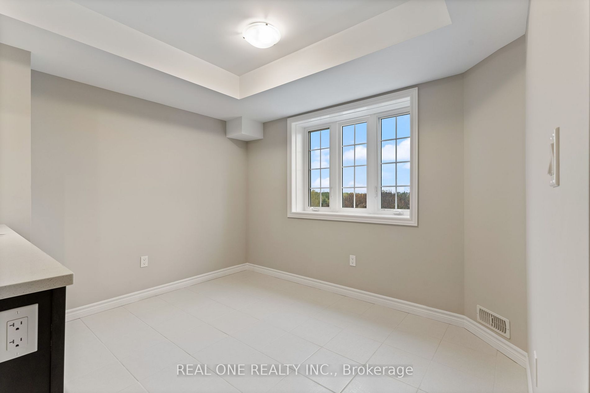 85 Mullin Dr, #23B