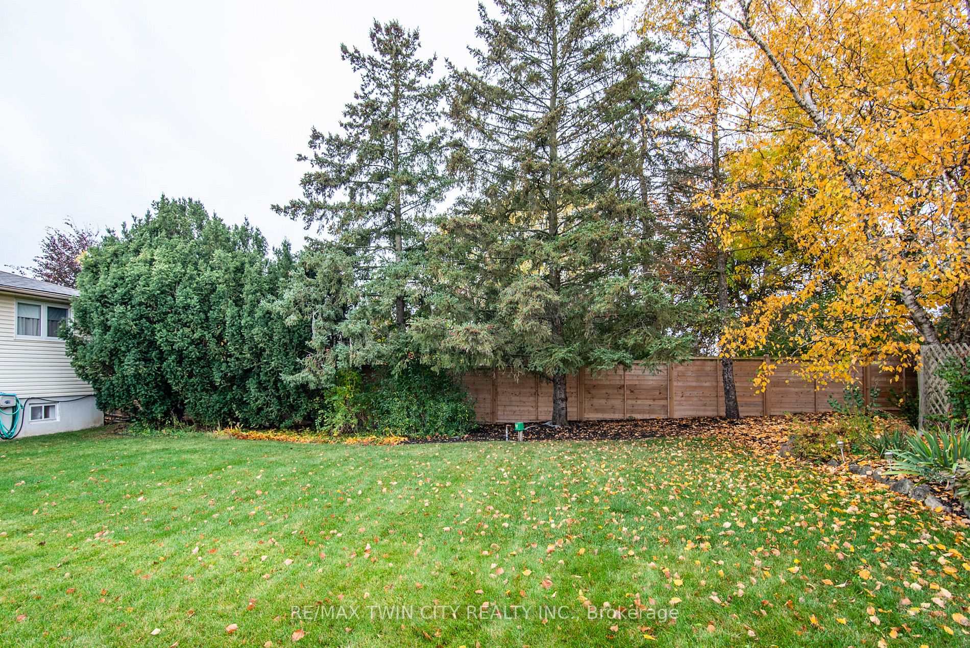 182 Hahn Ave