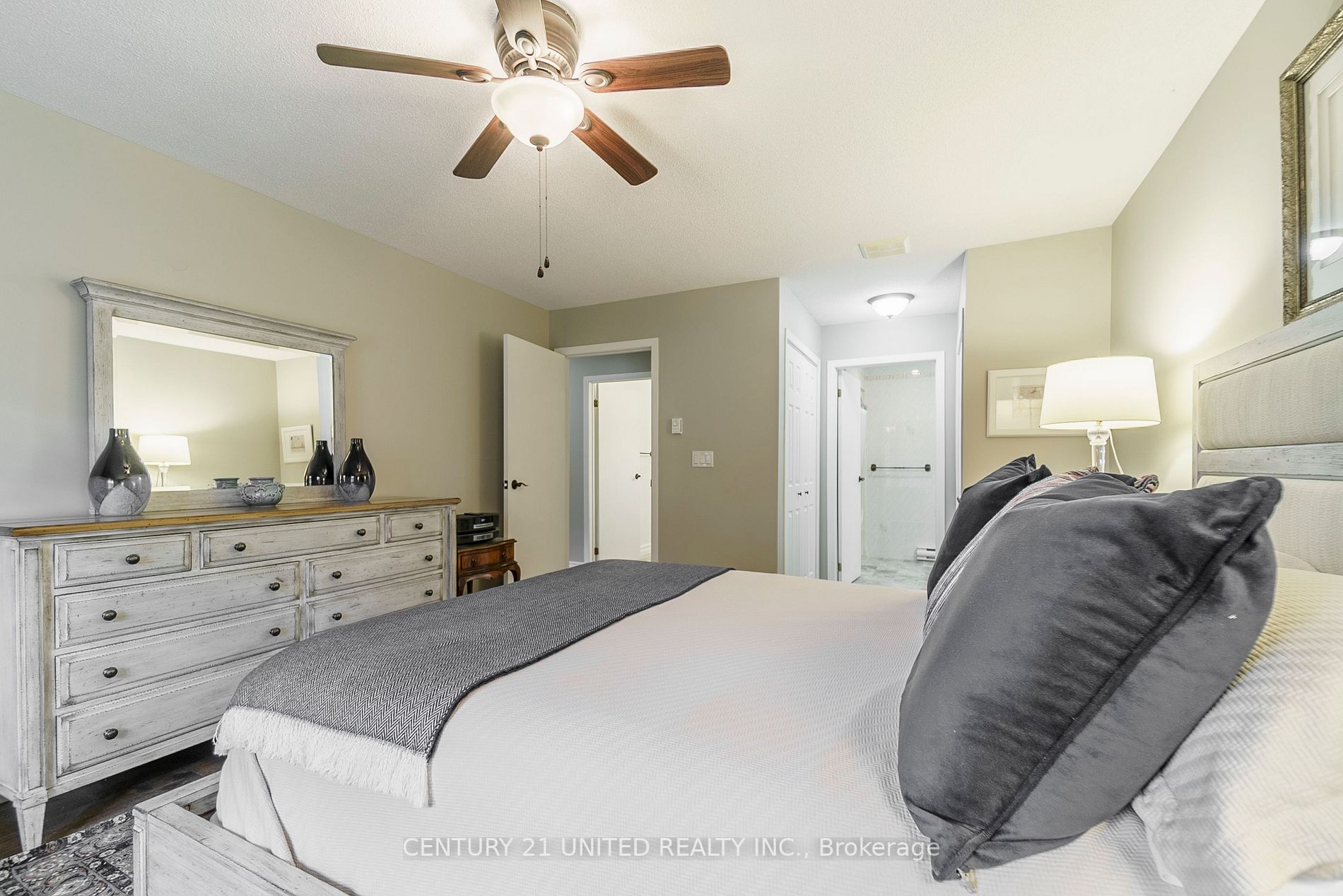 14 Paddock Wood, #8