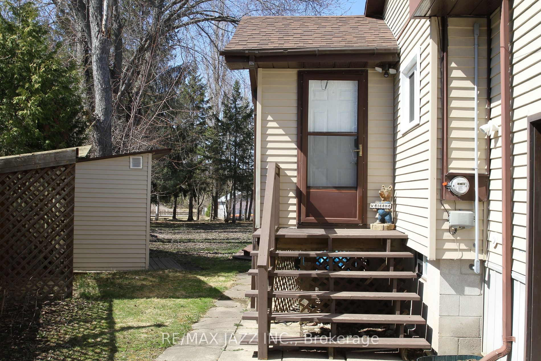 31 Driftwood Shores Rd