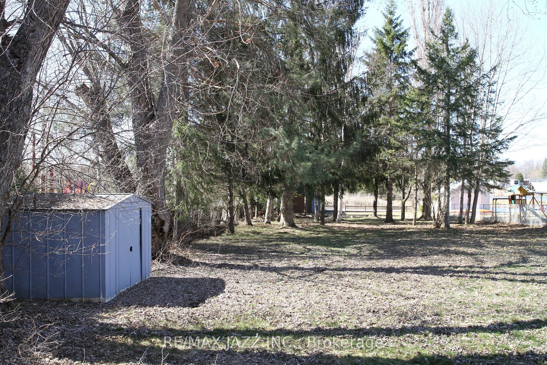 31 Driftwood Shores Rd