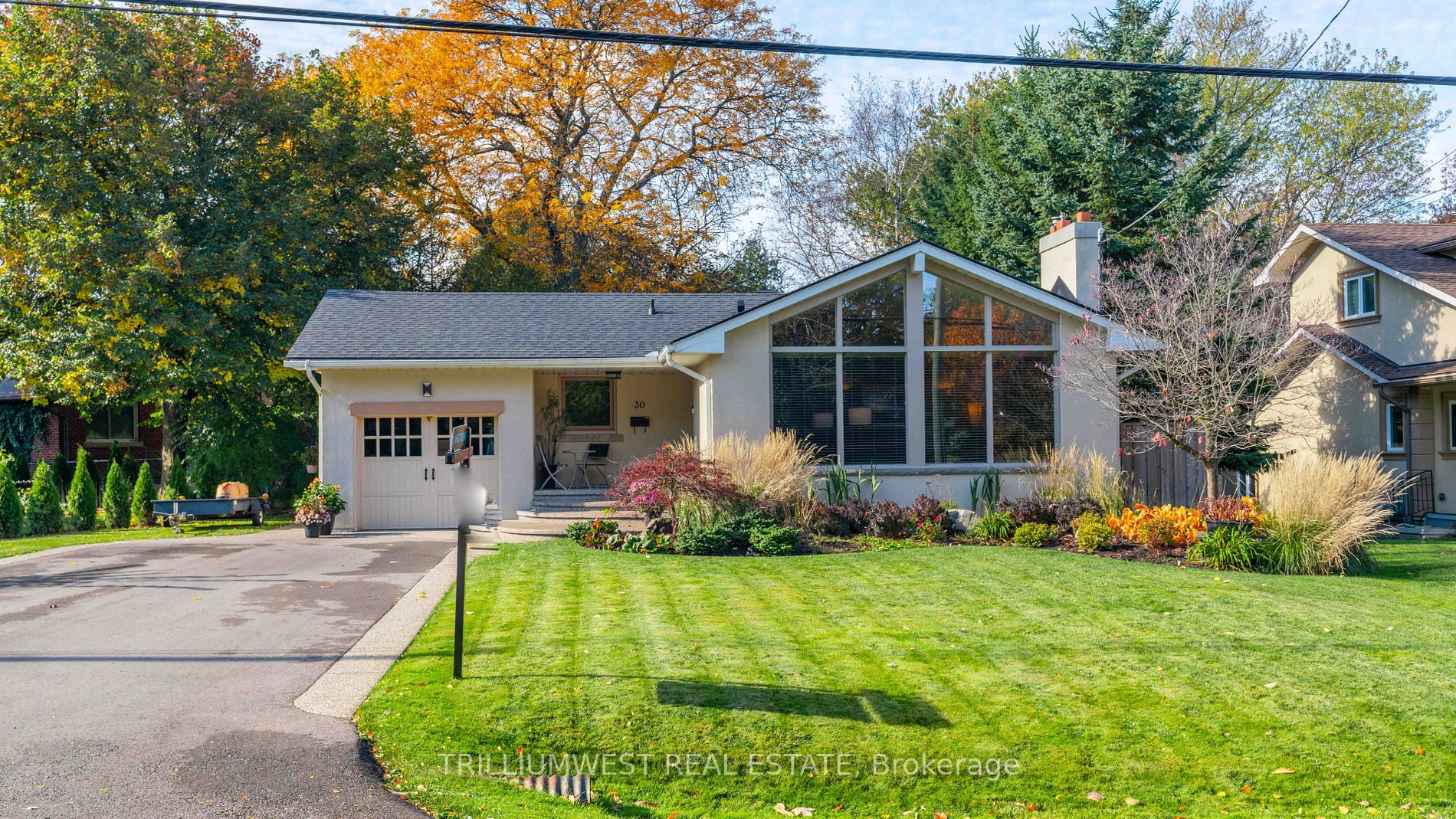 30 Hostein Dr