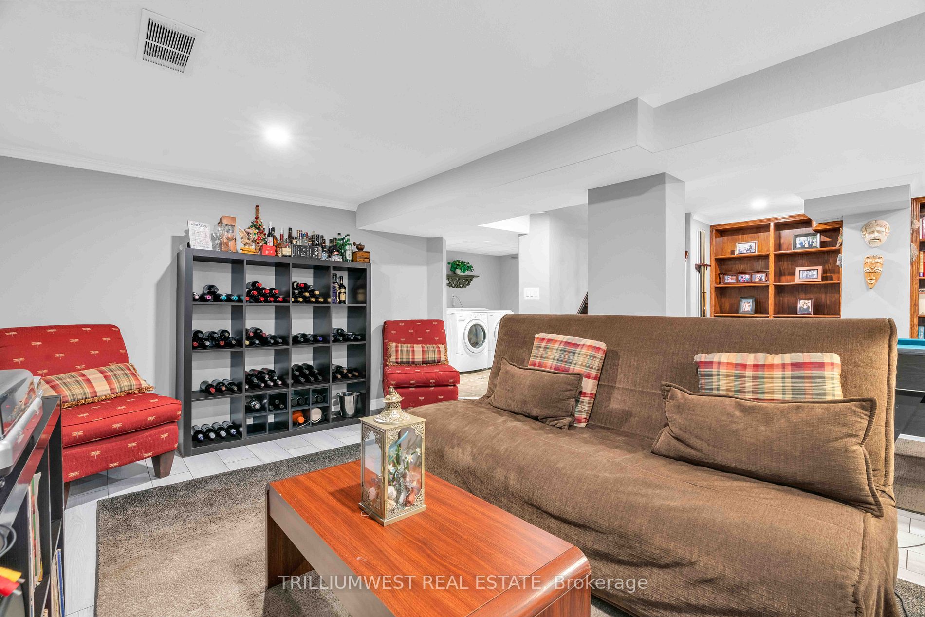 30 Hostein Dr