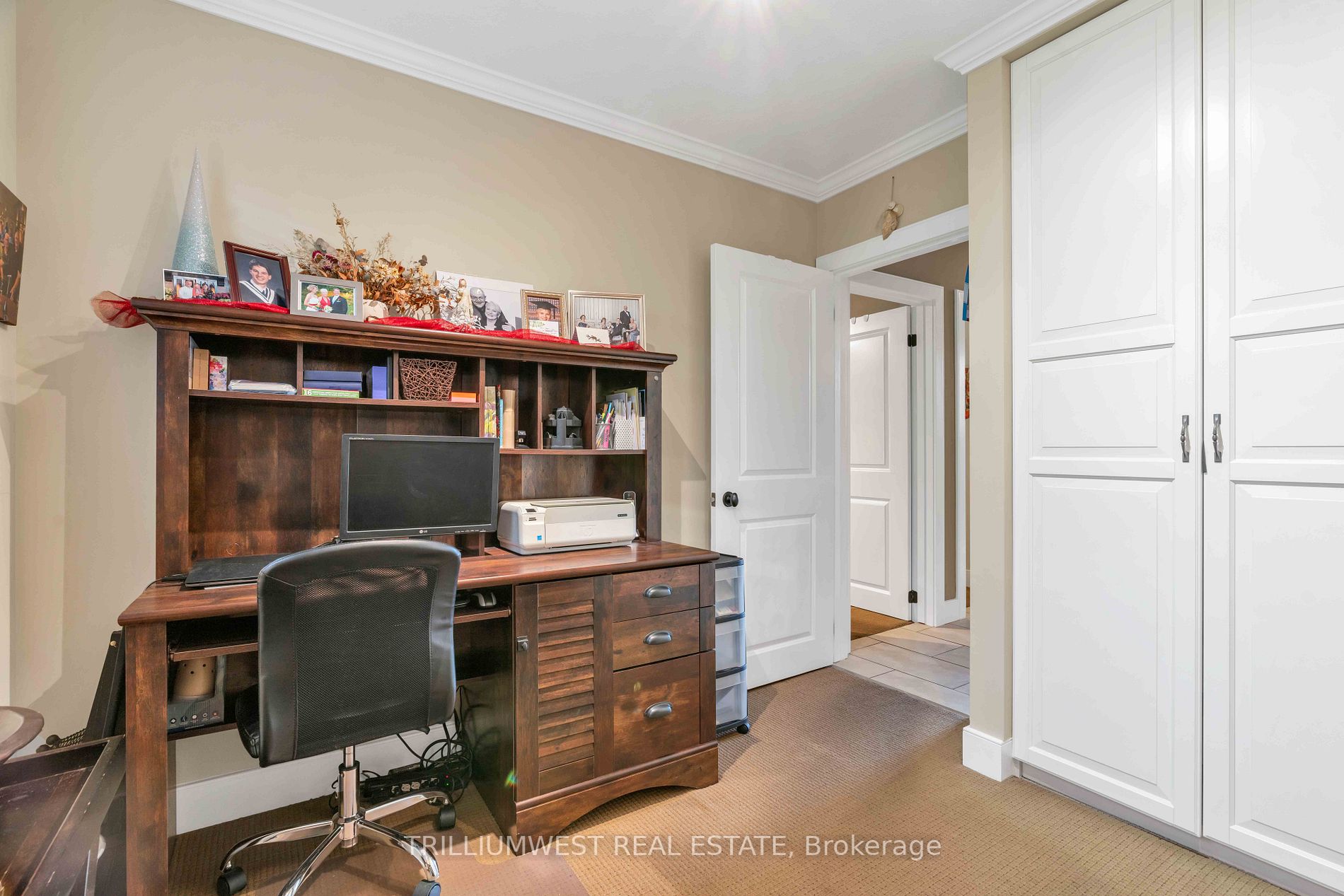 30 Hostein Dr
