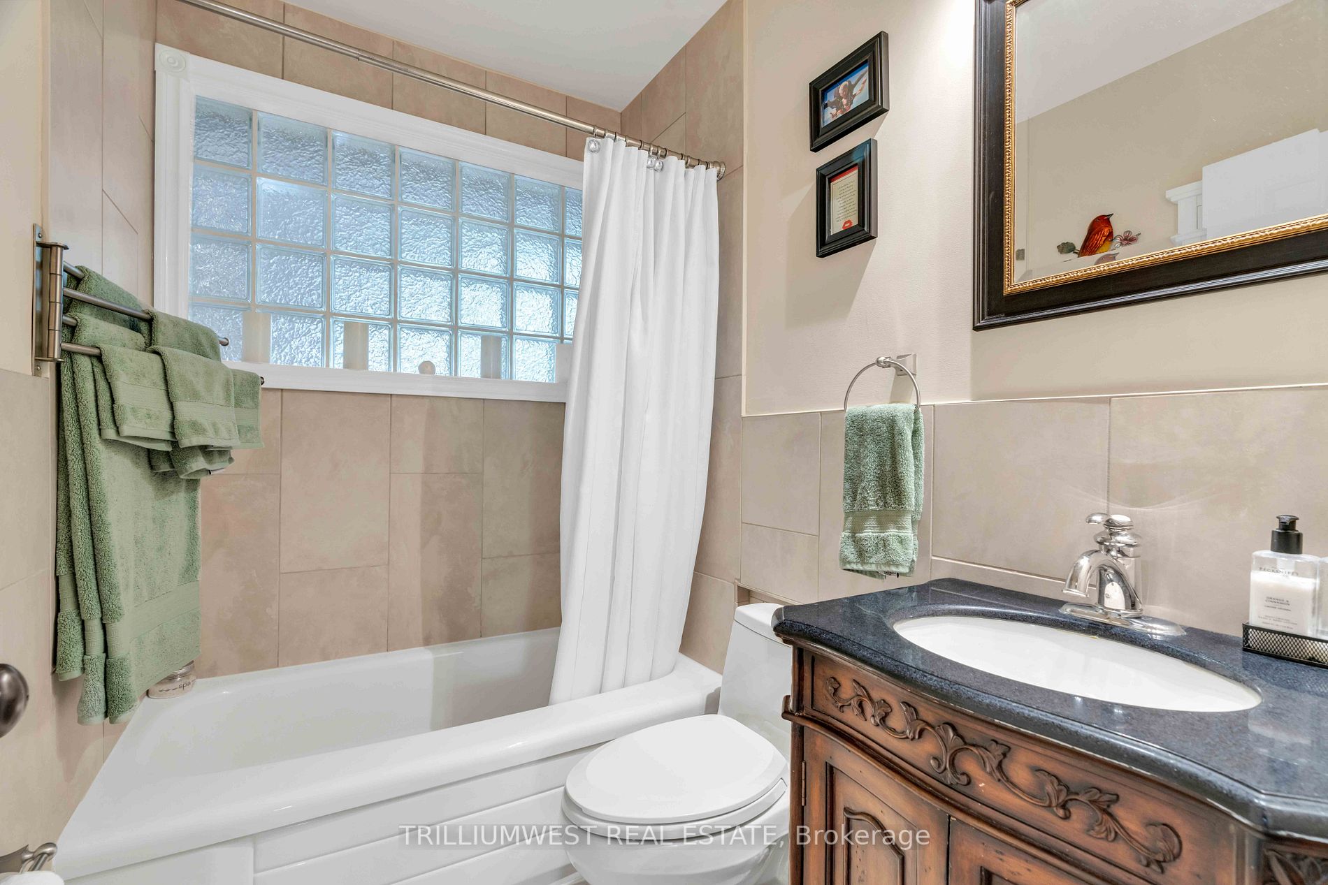 30 Hostein Dr