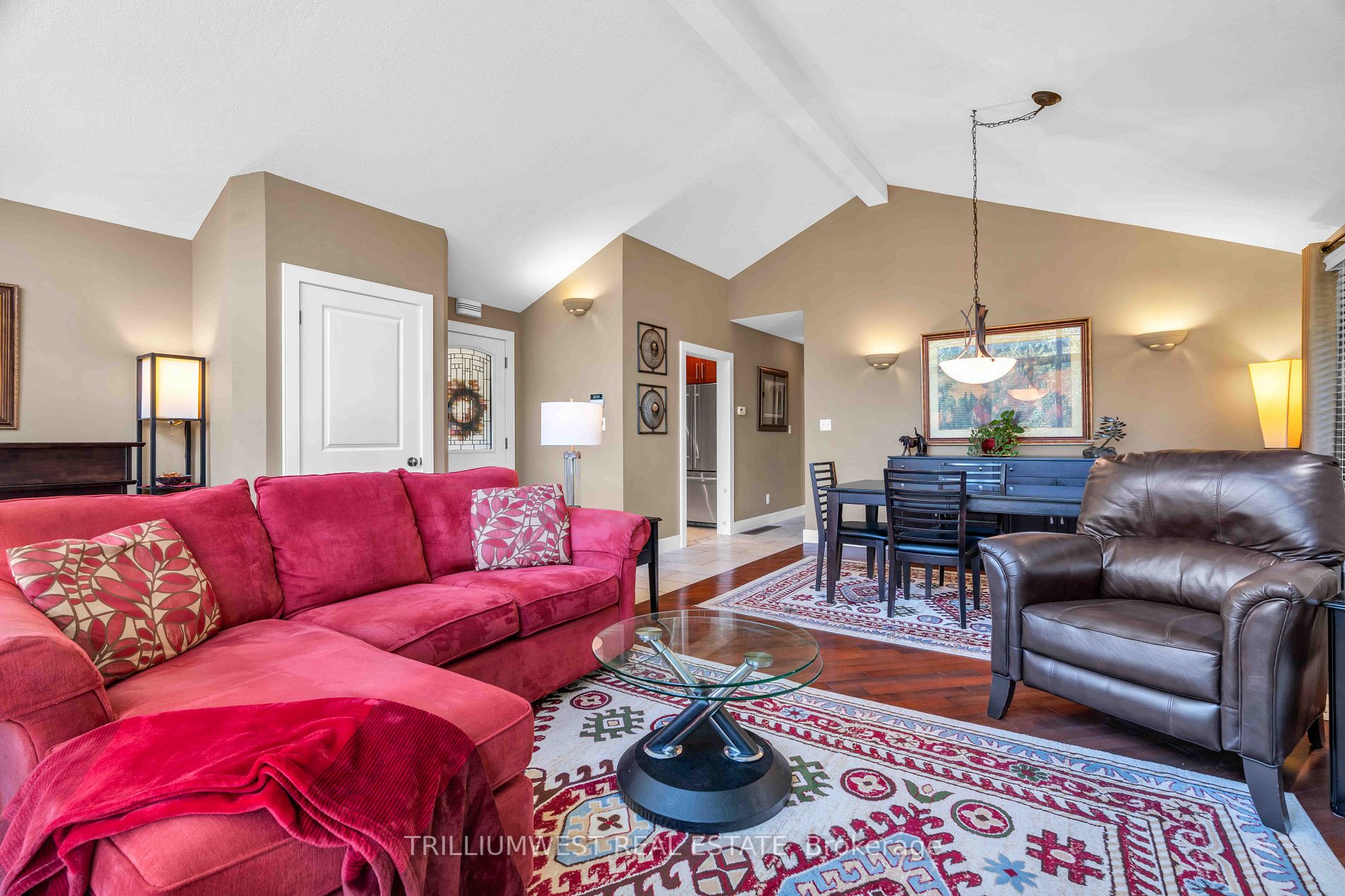 30 Hostein Dr