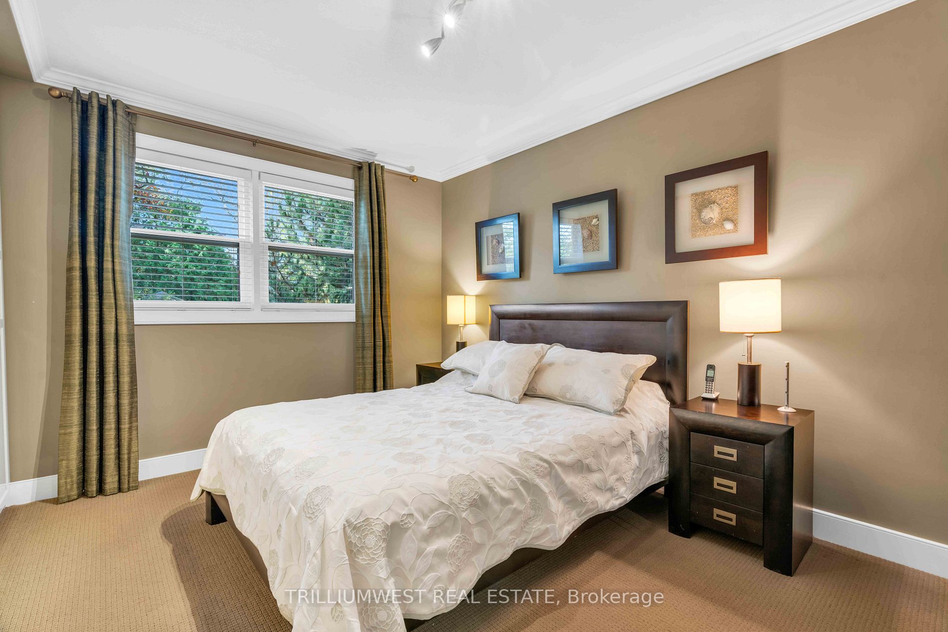 30 Hostein Dr