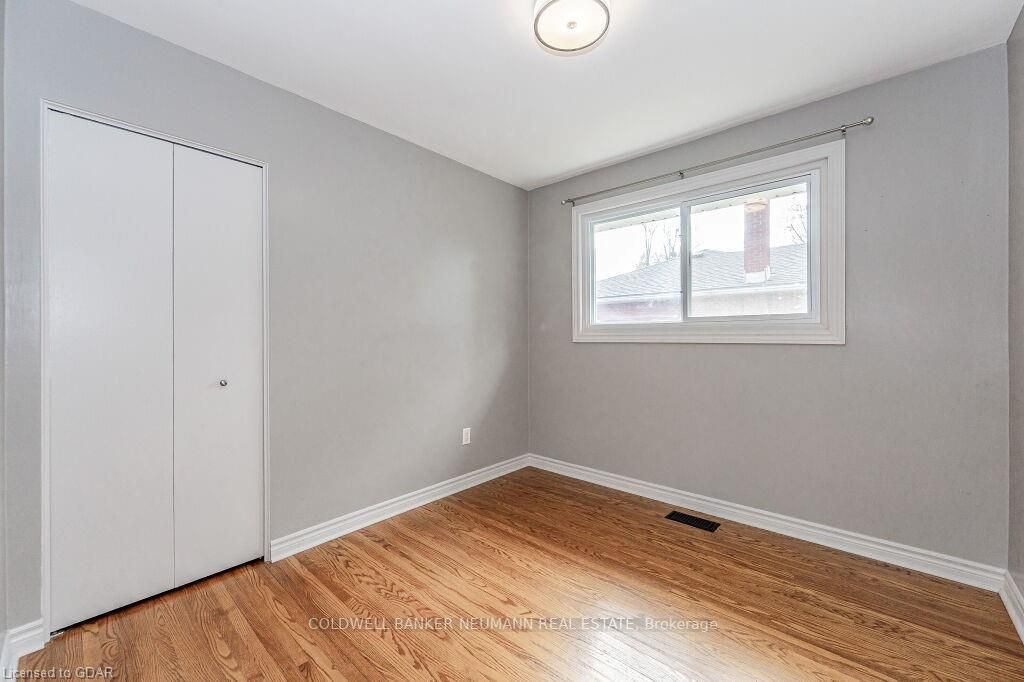 70 Freeman Avenue