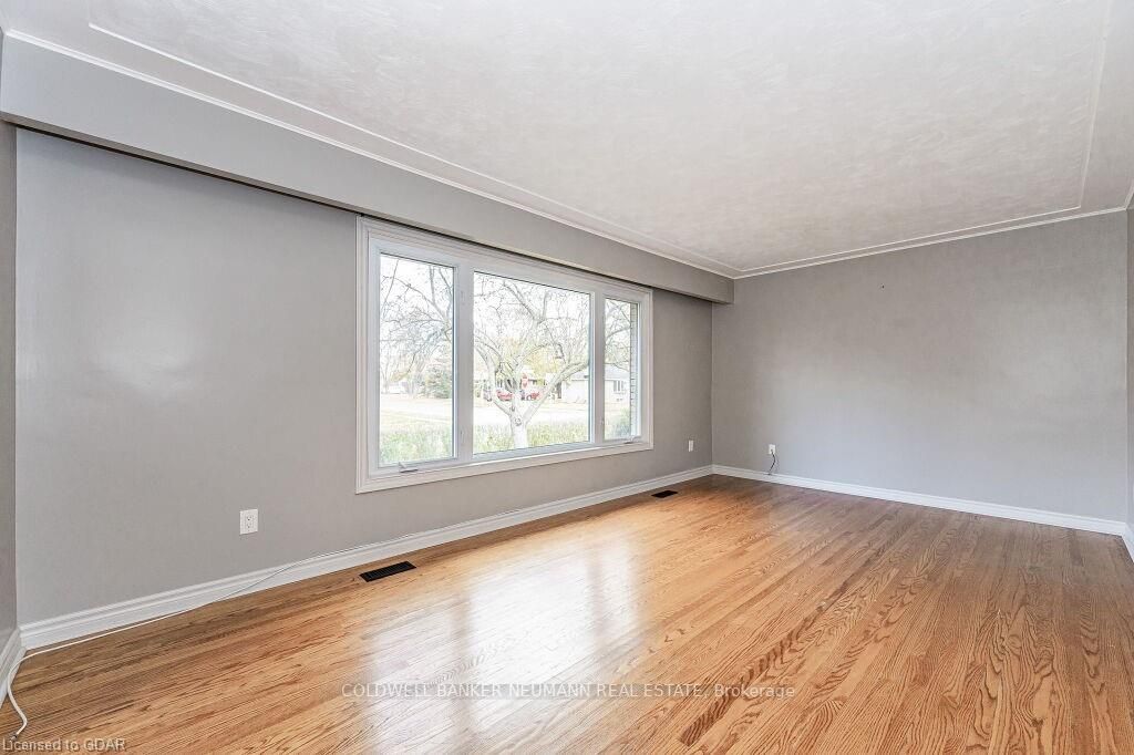 70 Freeman Avenue