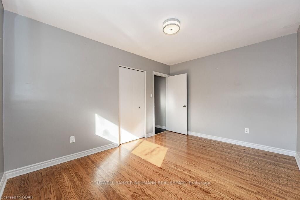 70 Freeman Avenue