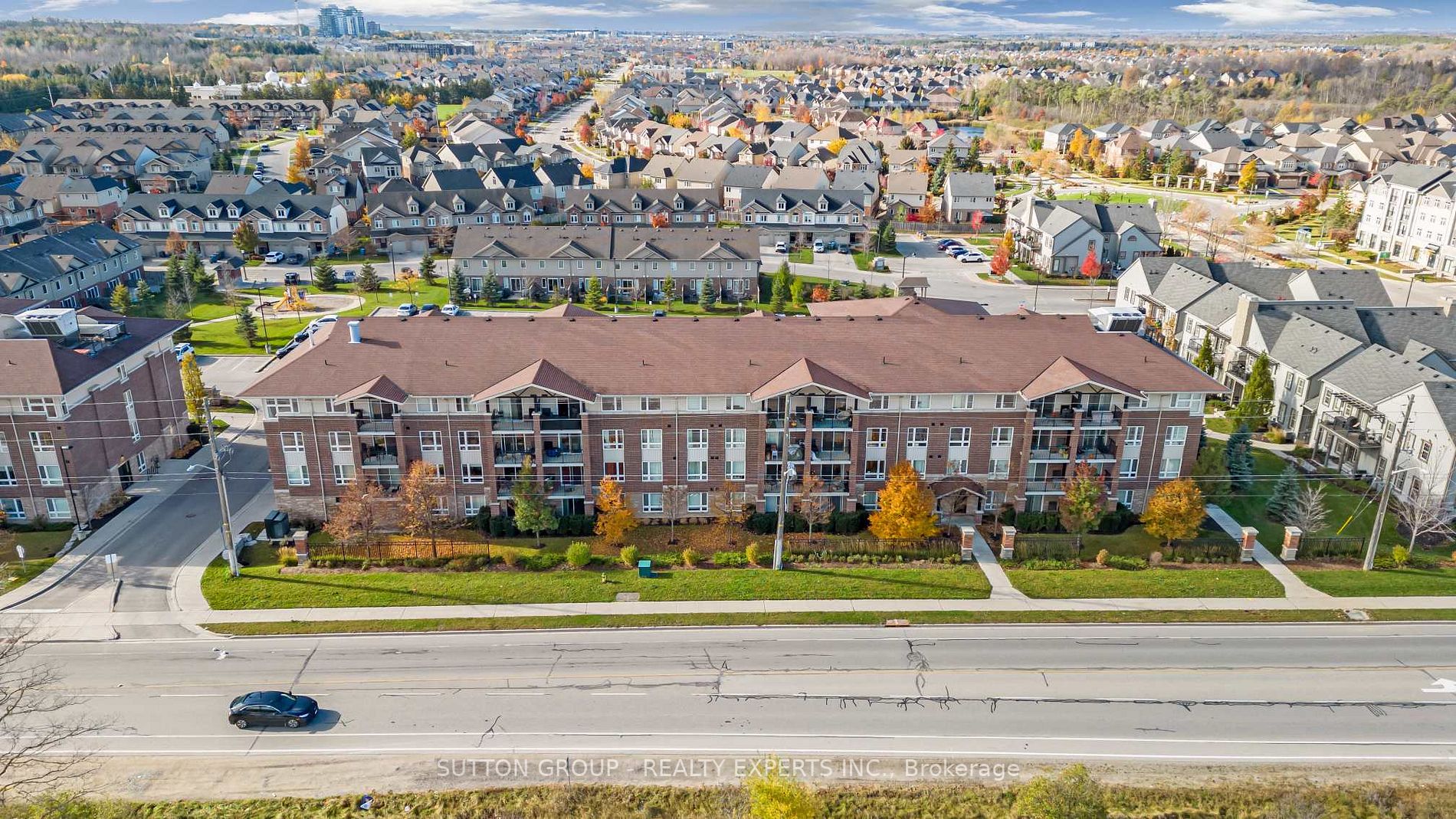 67 Kingsbury Square E, #209