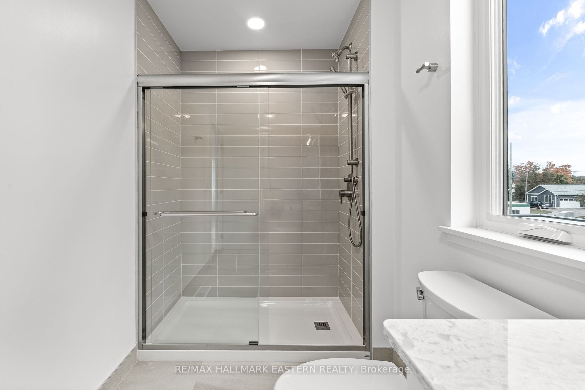 19 West St N, #5