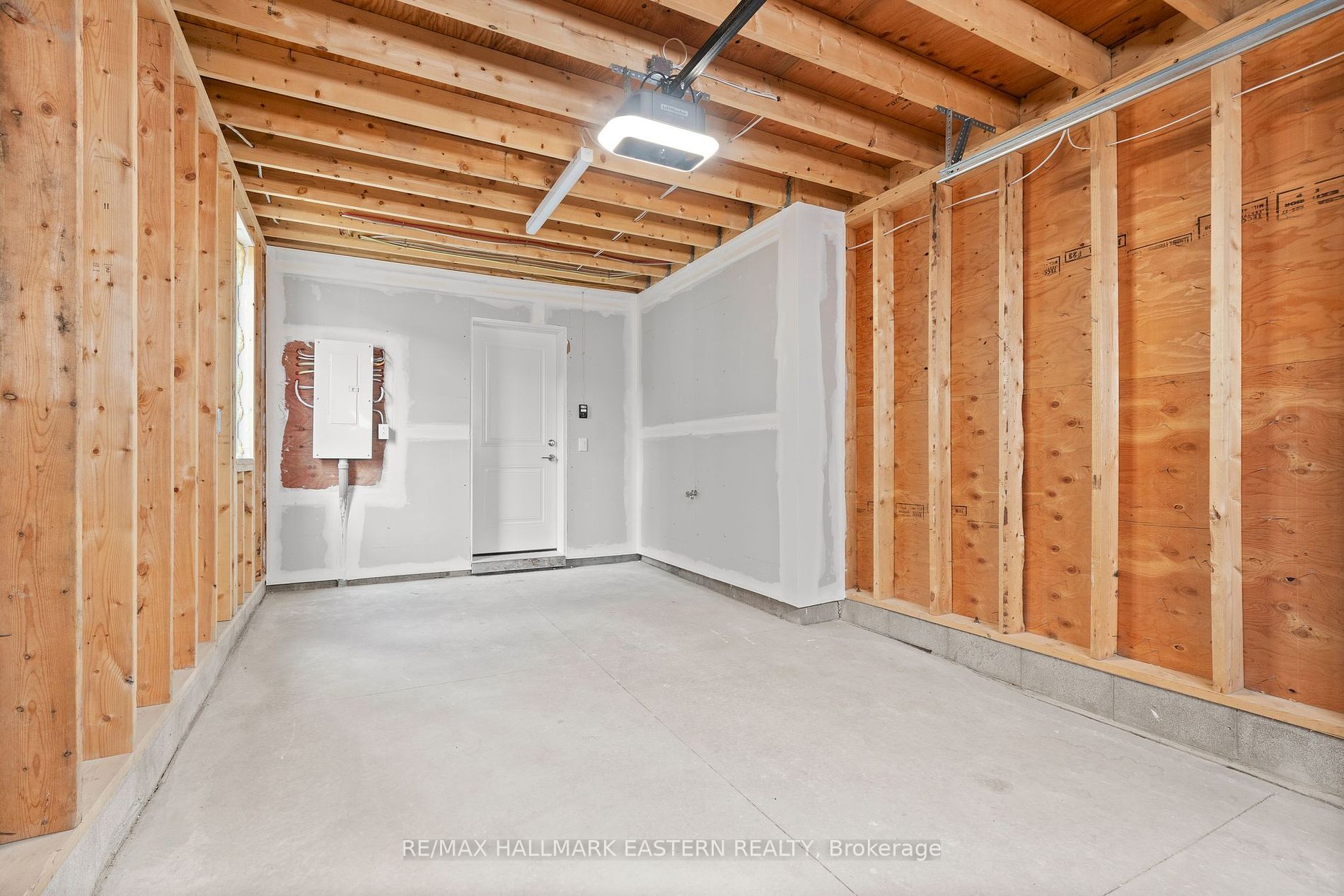 19 West St N, #5