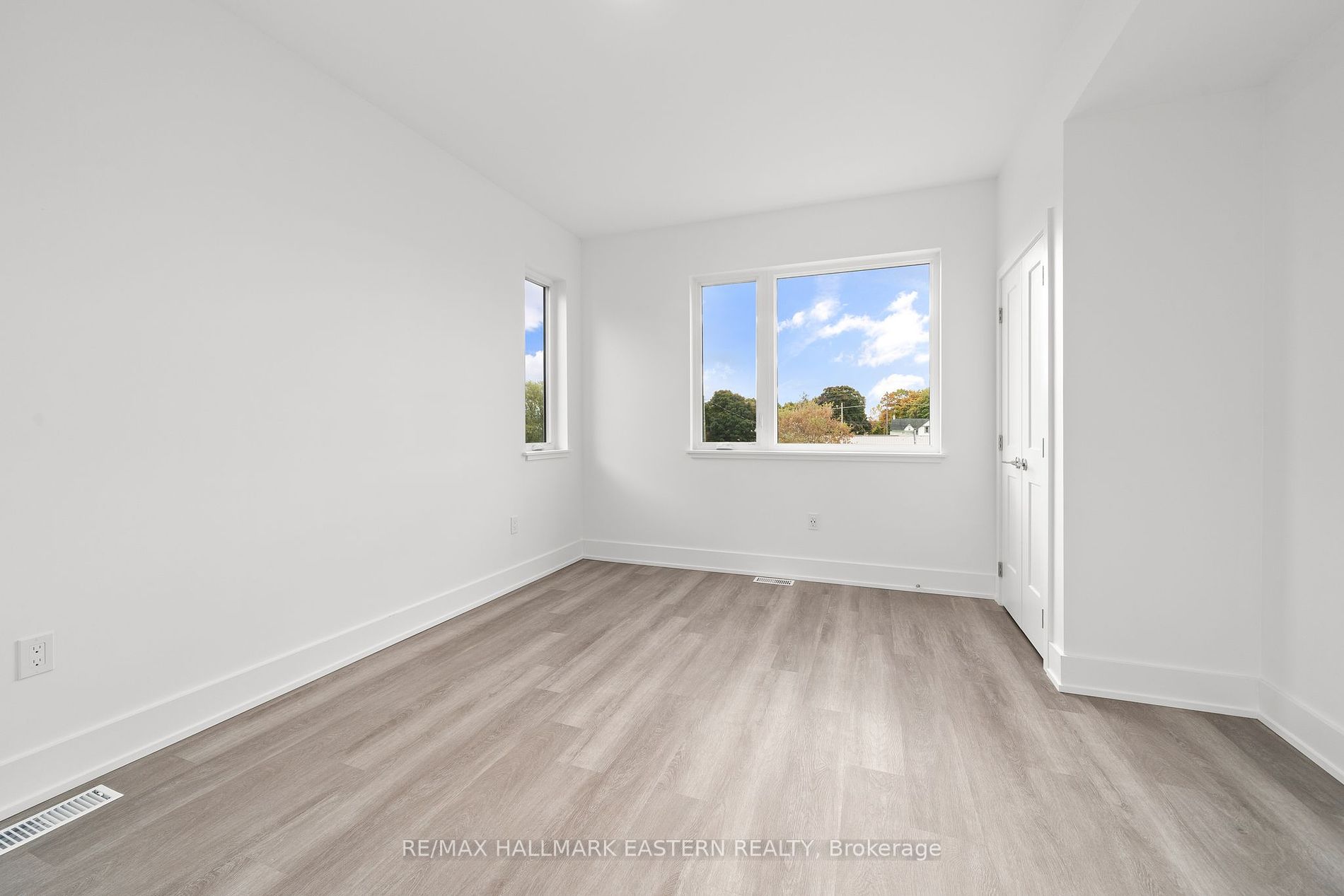 19 West St N, #5