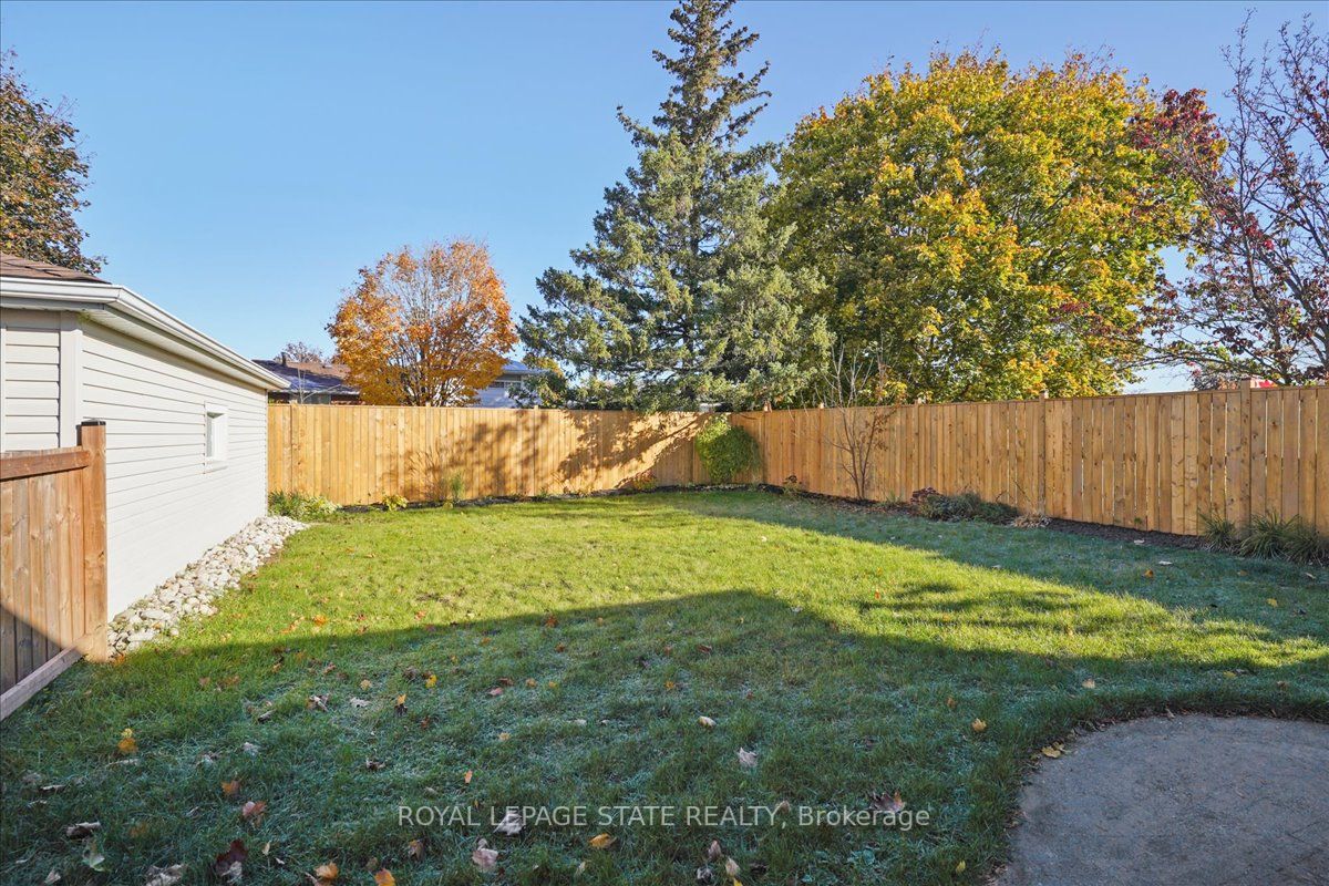 14 Pembroke Ave, #Lower