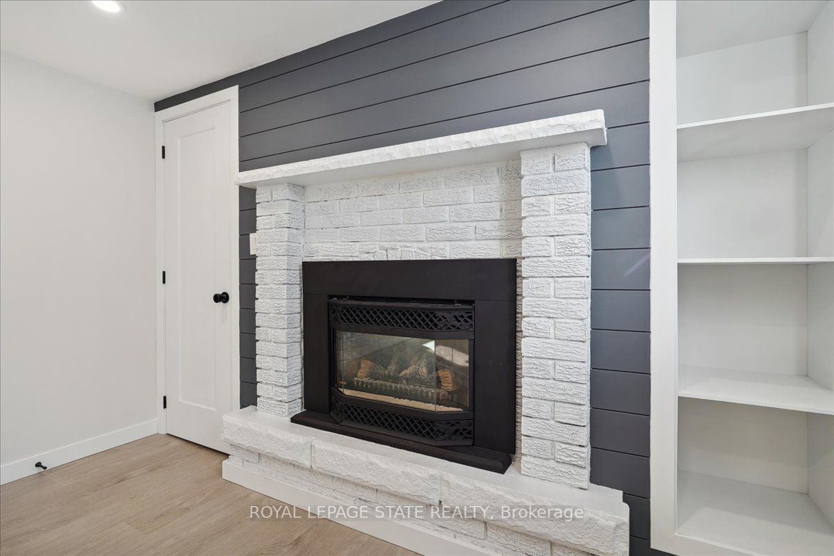 14 Pembroke Ave, #Lower