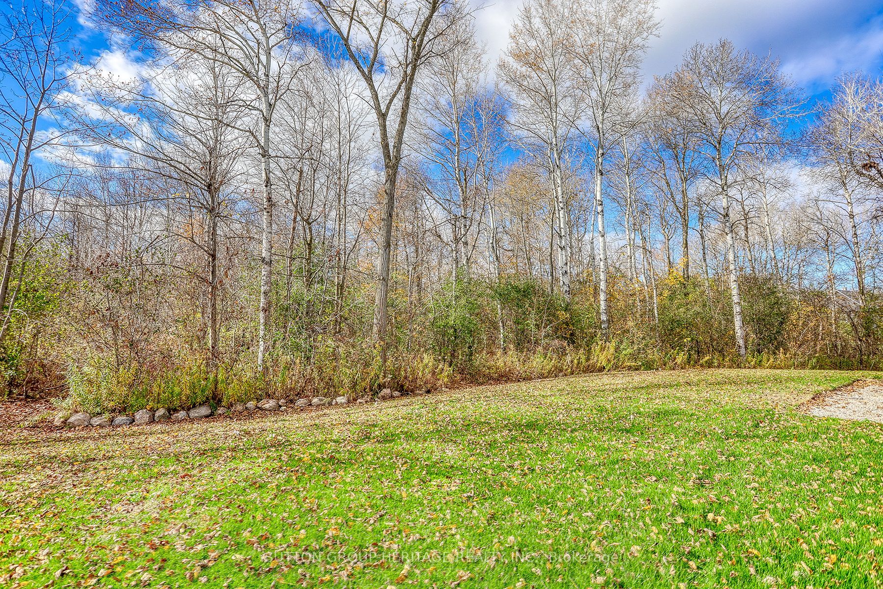 38 Westlake Crt
