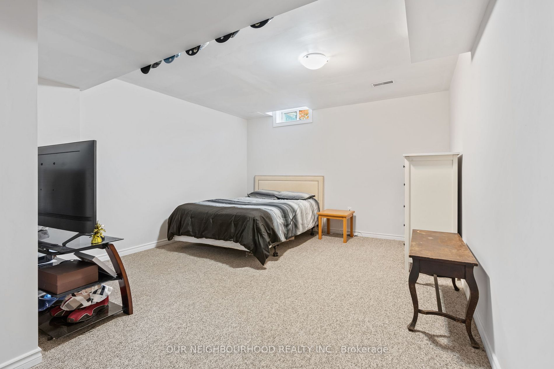 5 Snell Crt