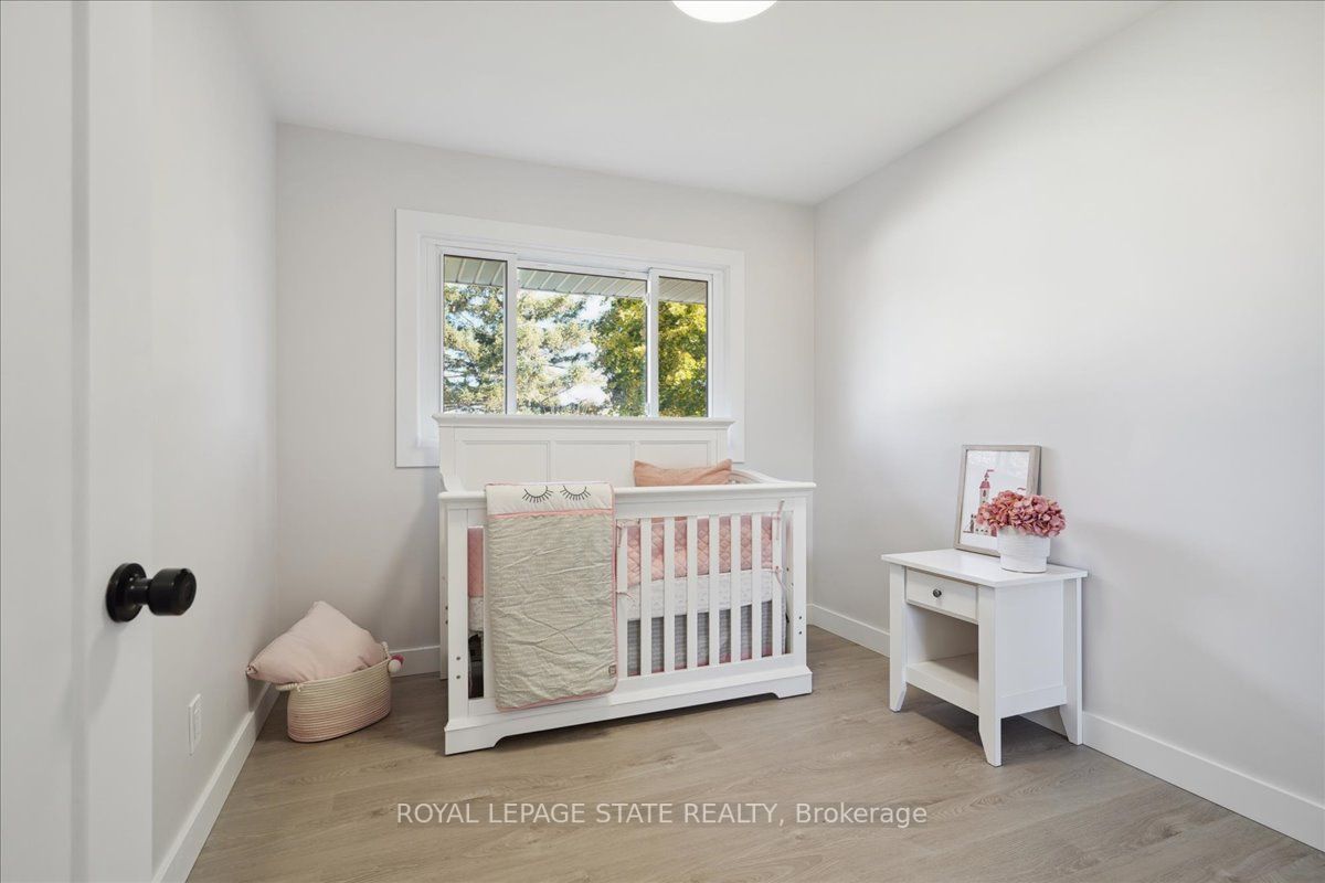 14 Pembroke Ave, #Upper