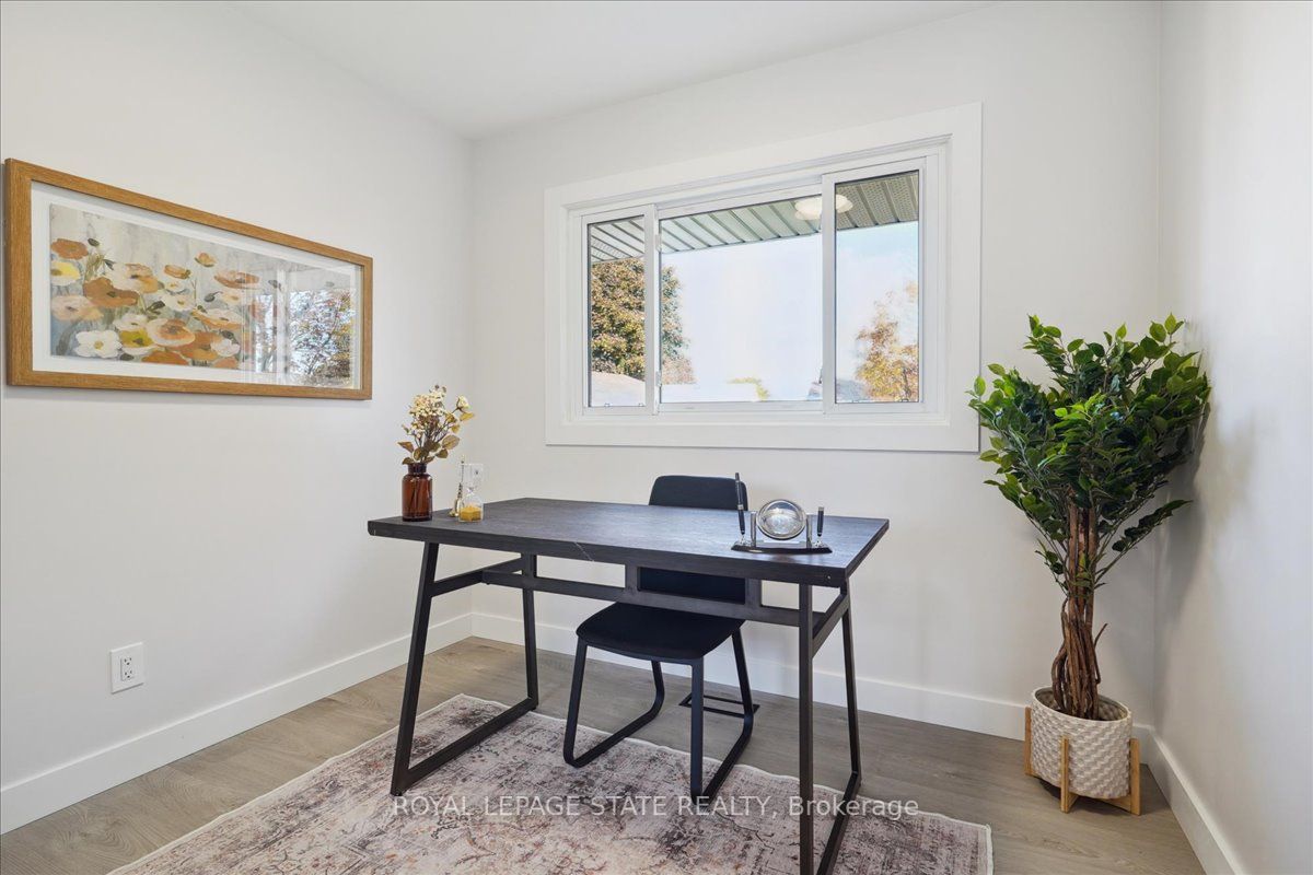 14 Pembroke Ave, #Upper