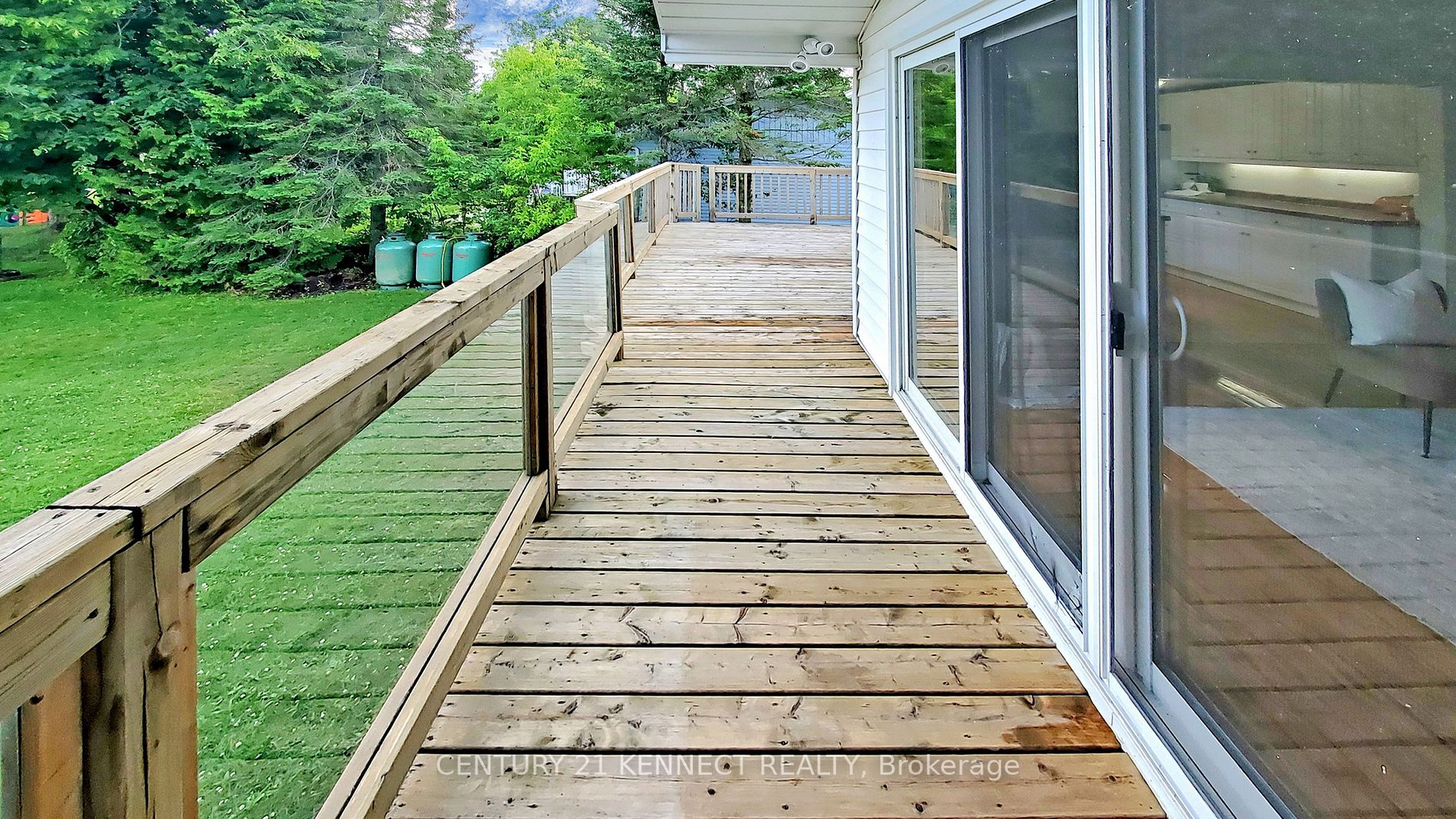 175 Beehive Dr