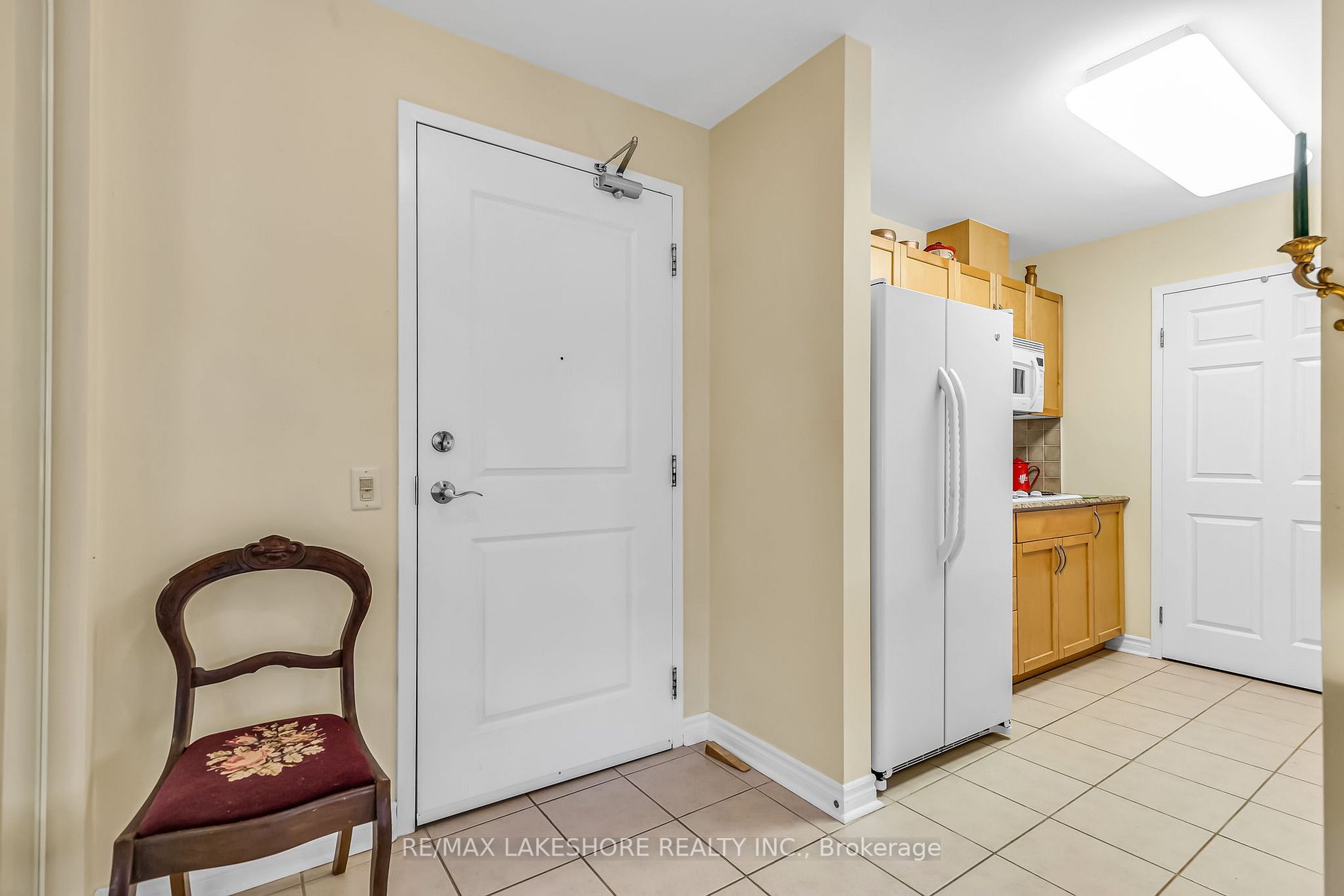 240 Chapel St, #329