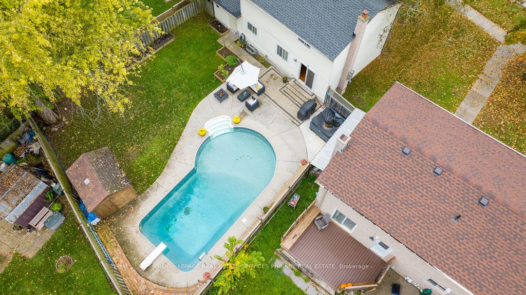 60 Steffler Dr