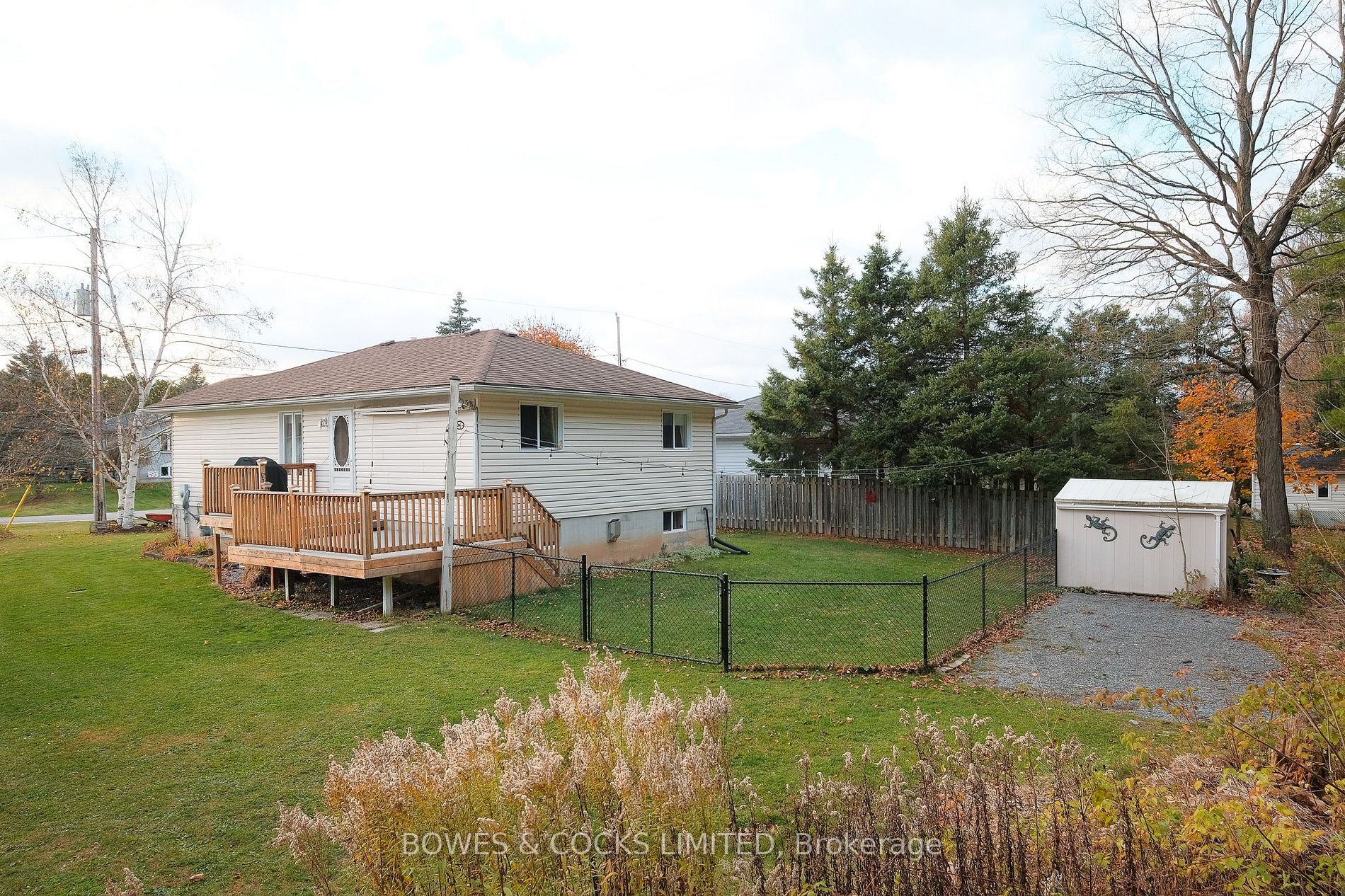 32 South Maloney Street