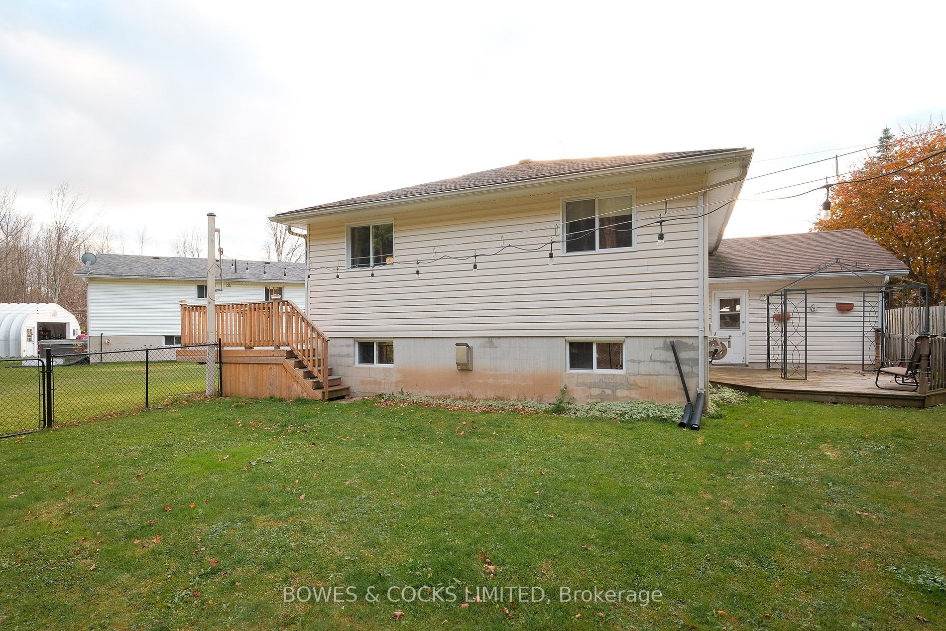 32 South Maloney Street