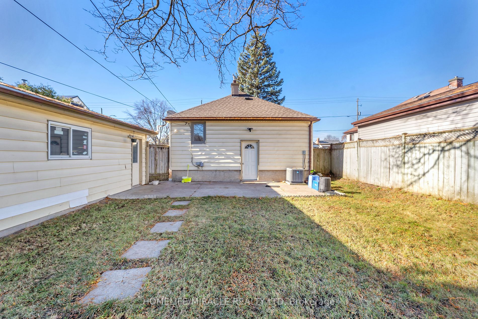 244 Highbury Ave