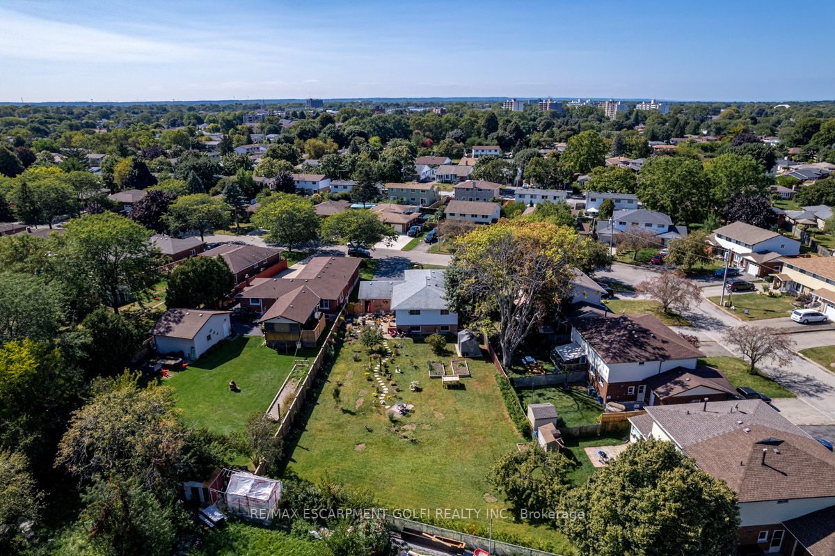 39 Westfield Dr