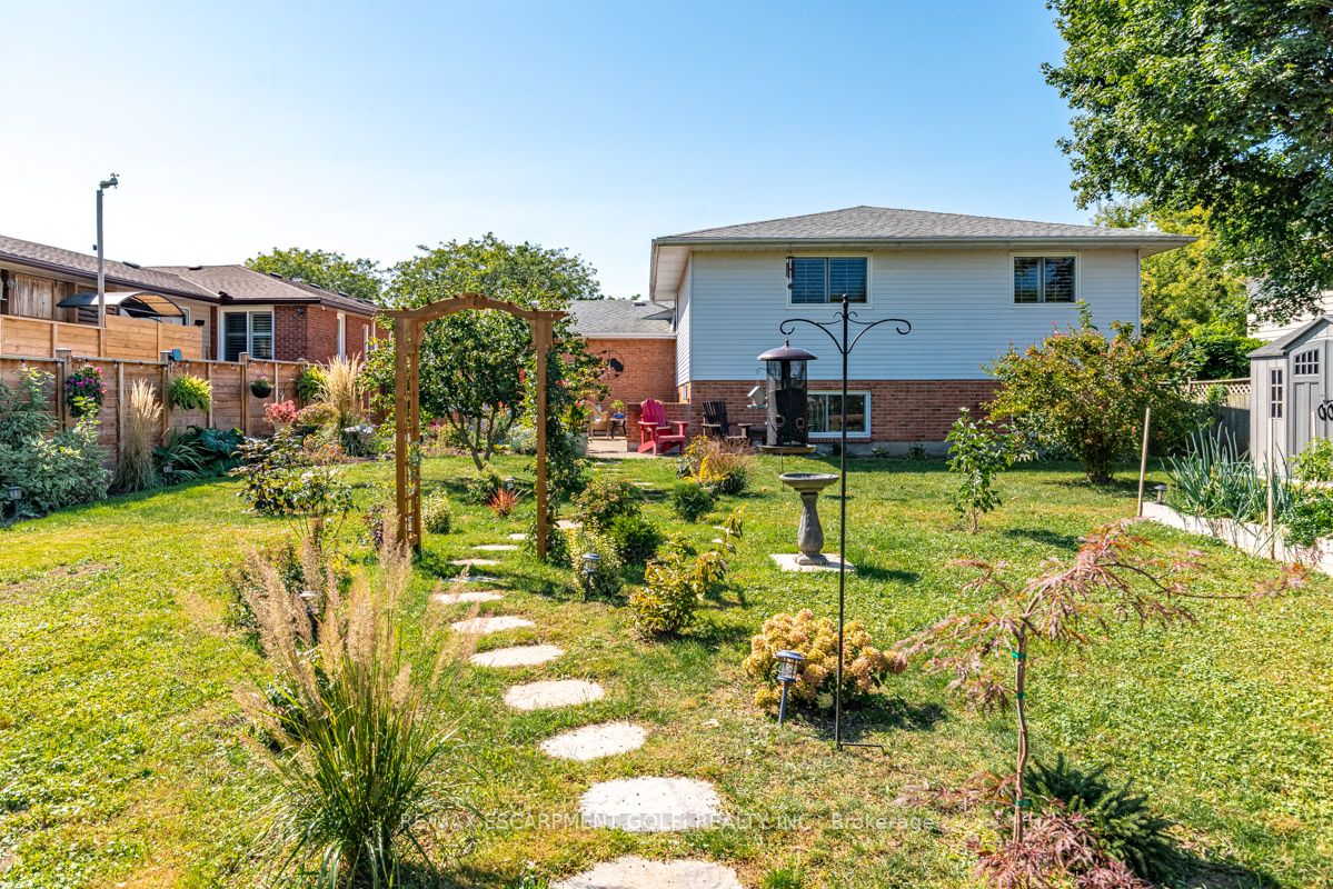 39 Westfield Dr