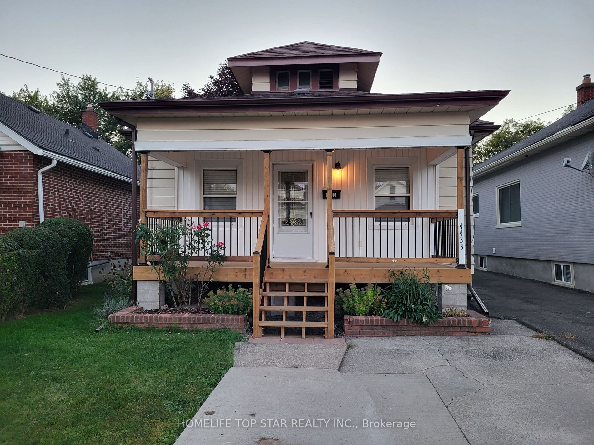 4433 Second Ave