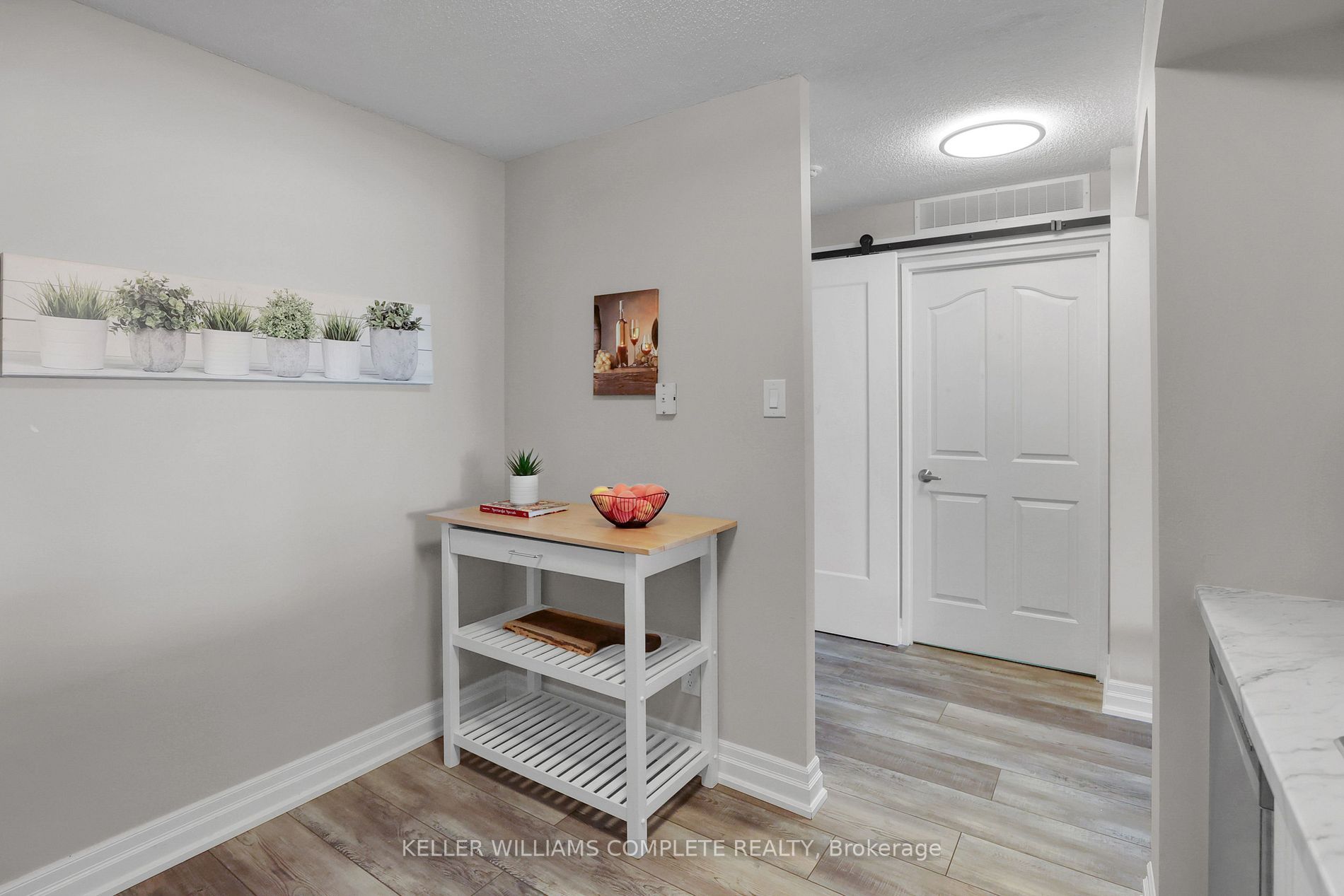 8111 Forest Glen Dr, #416