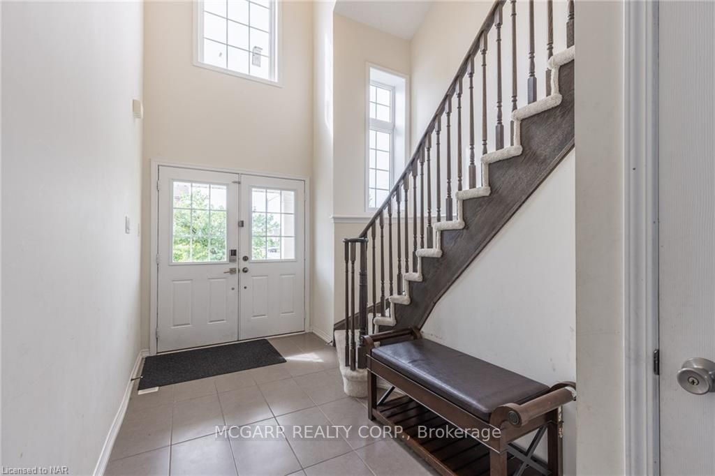 8561 Dogwood Cres