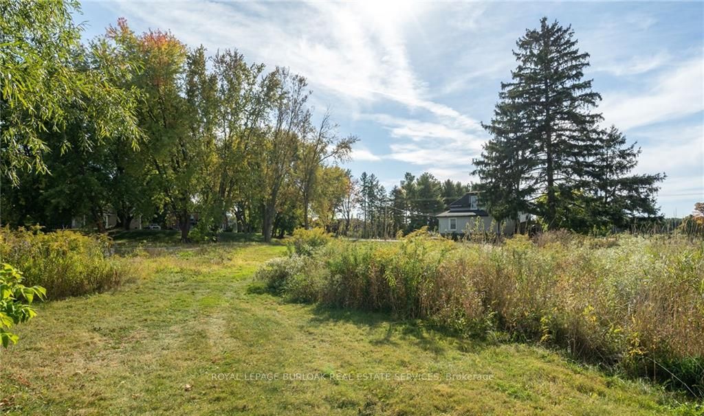 683 Lynden Rd