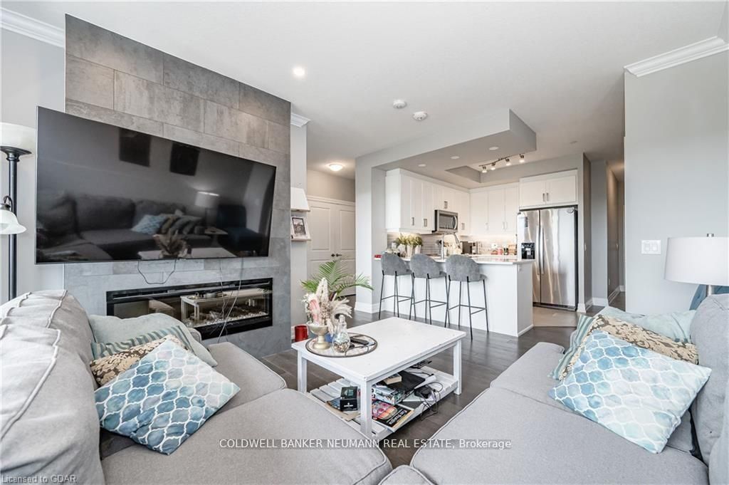 1878 Gordon St, #1014