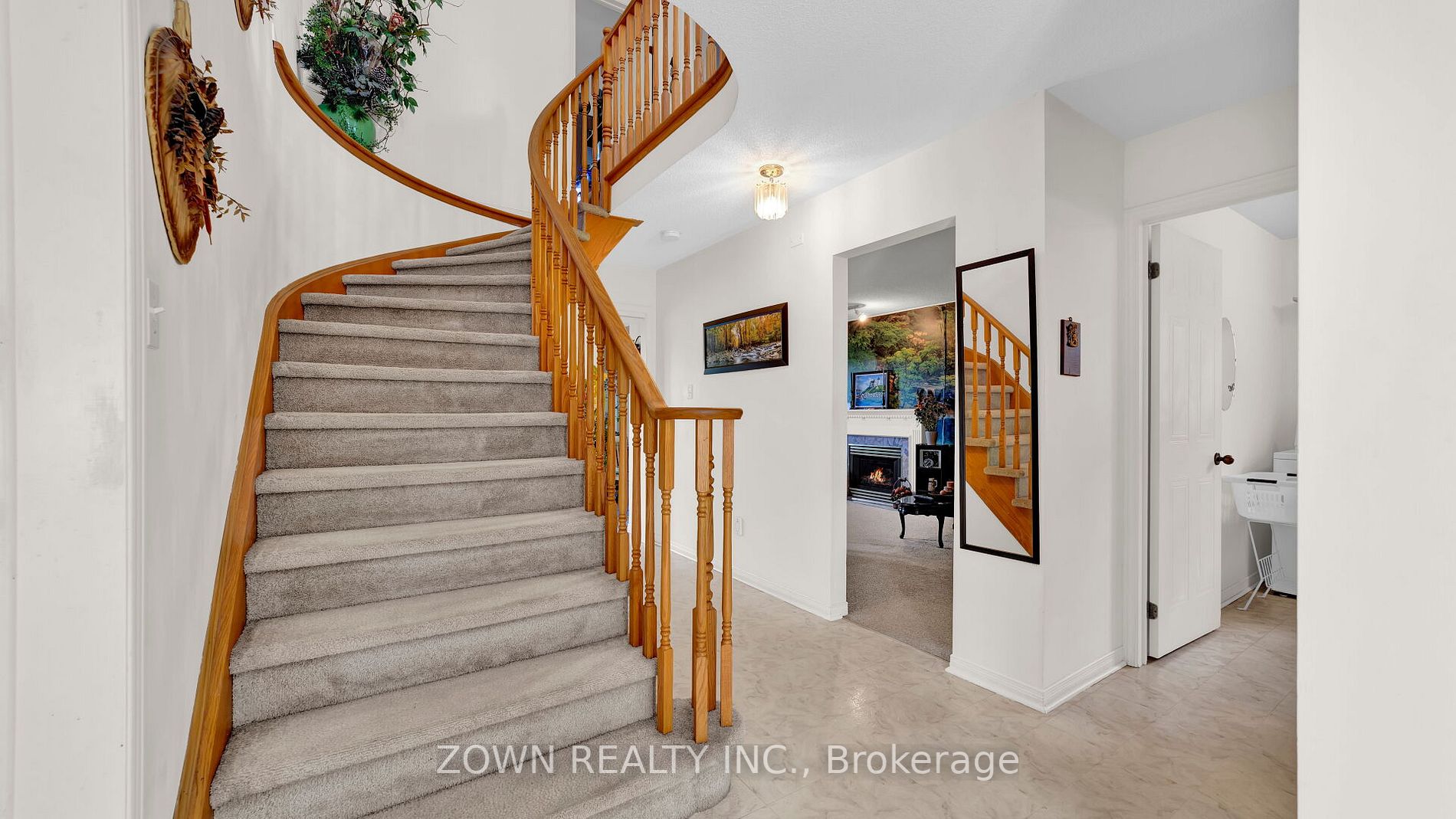 24 Westland St