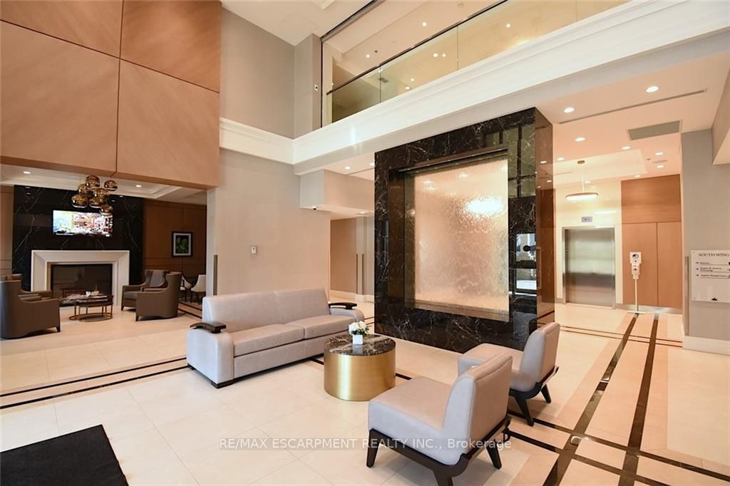 5698 Main St, #309