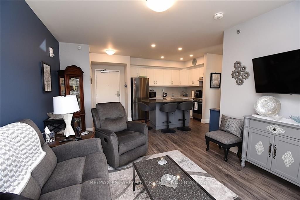 5698 Main St, #309
