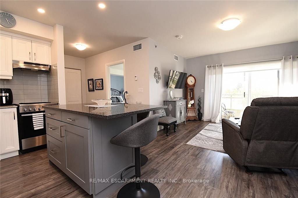 5698 Main St, #309
