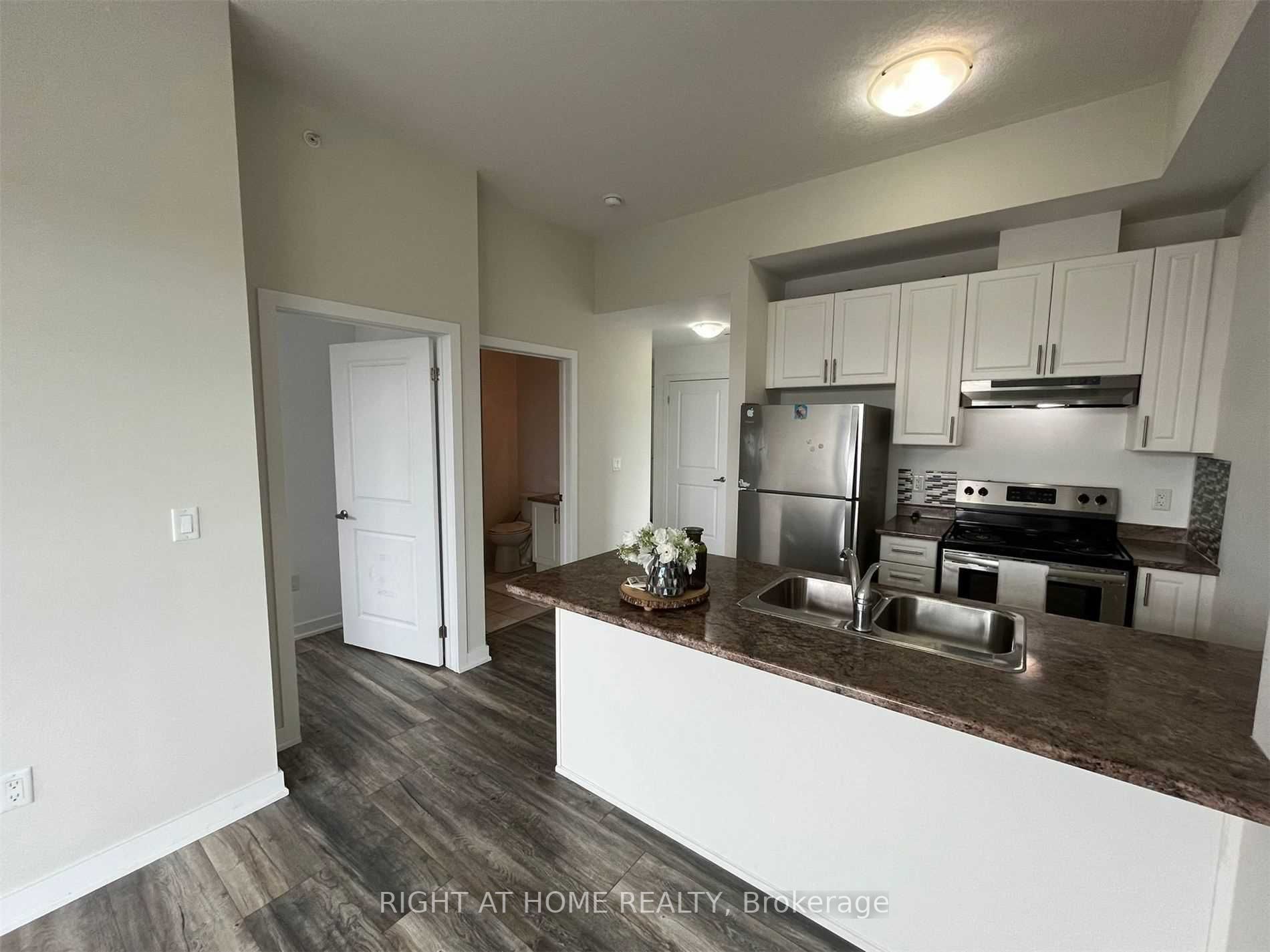 35 Southshore Cres, #408