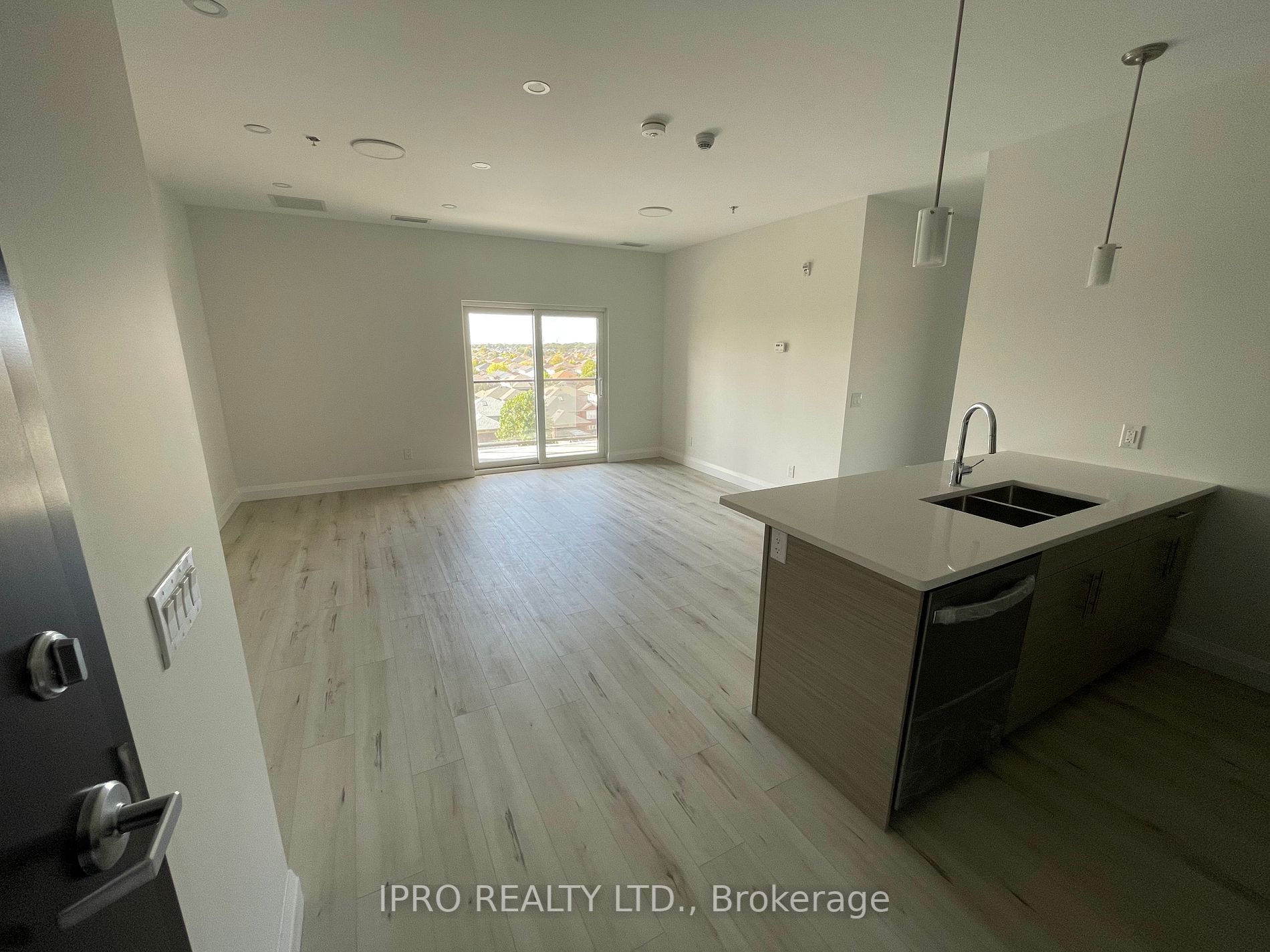 4785 Walker Rd S, #508
