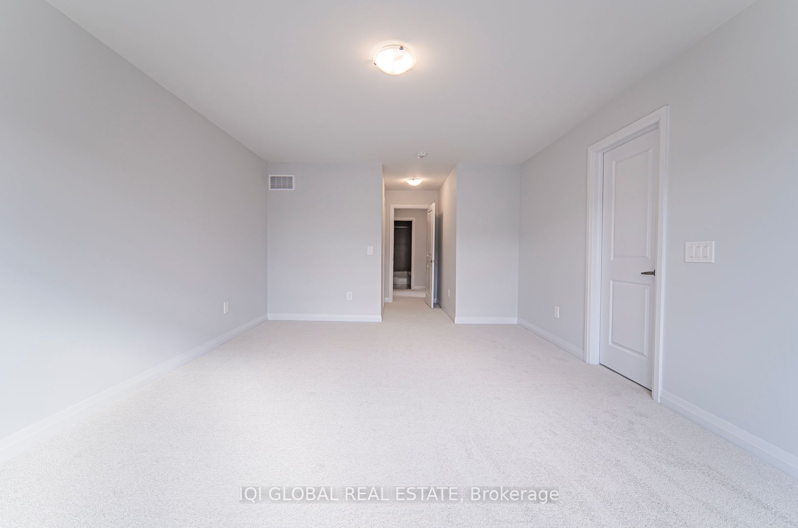 122 Corley St