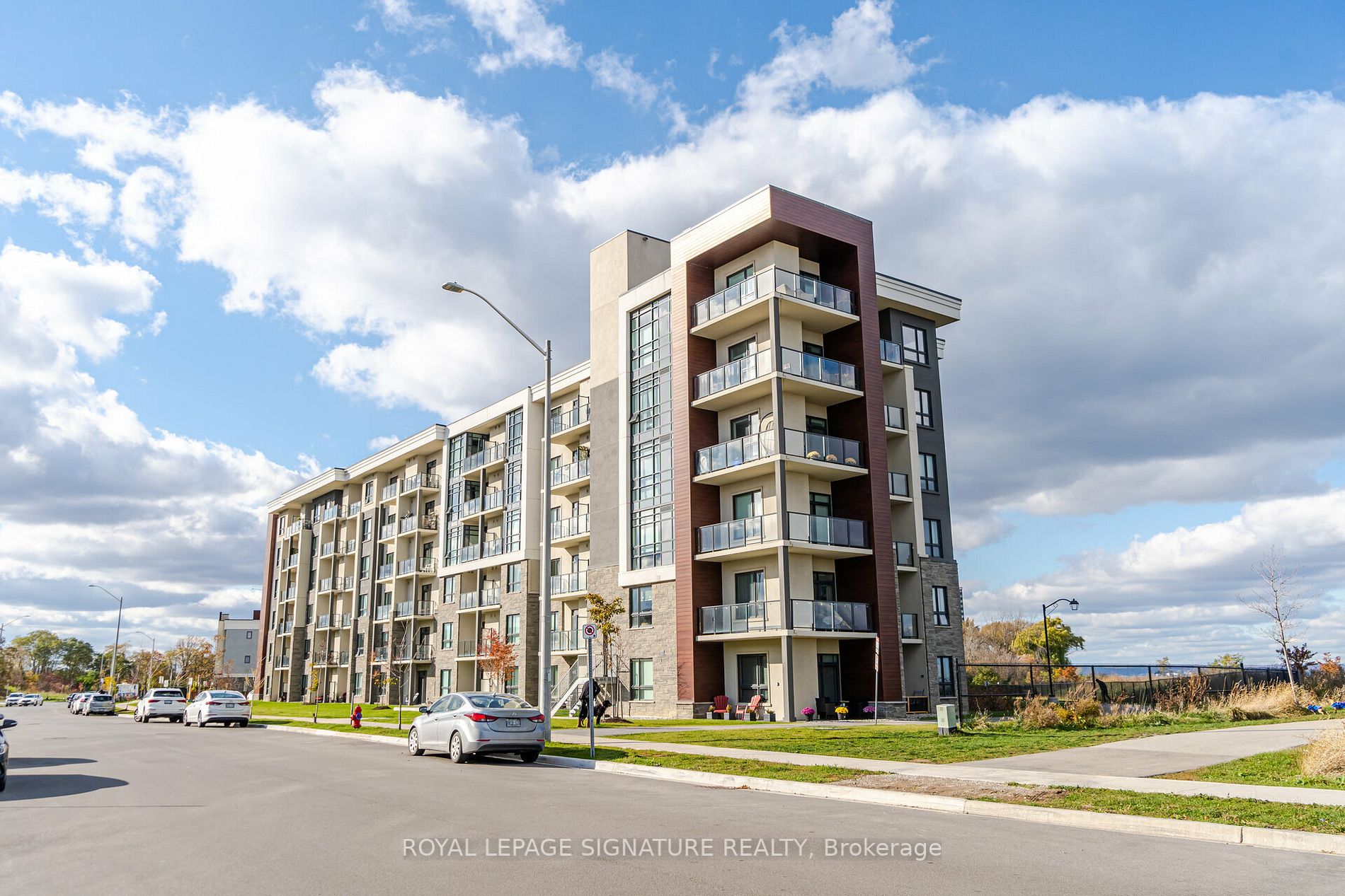101 Shoreview Pl, #617