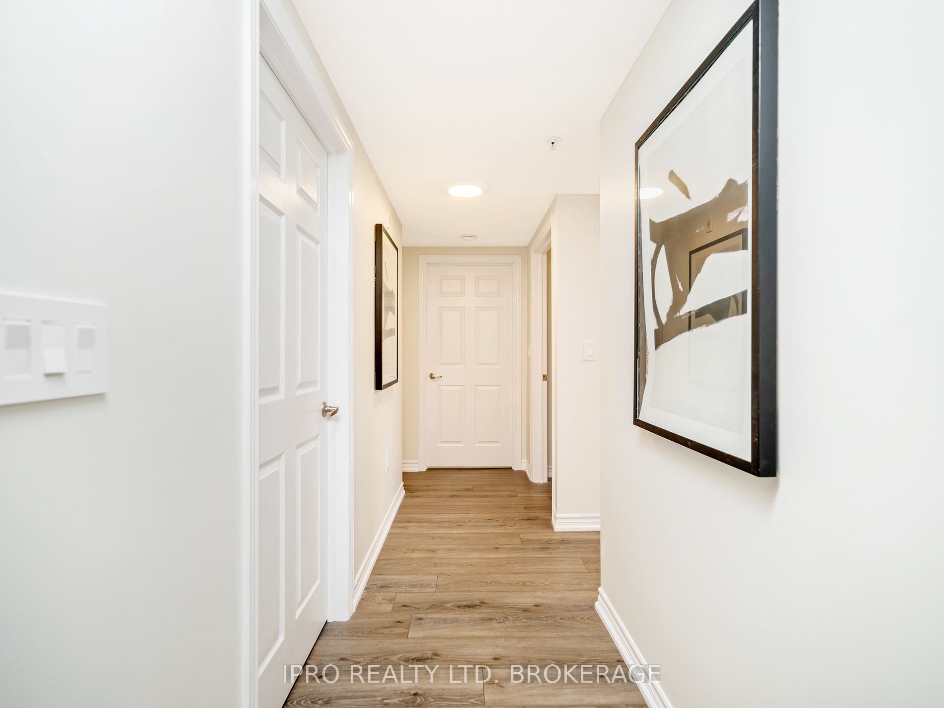 60 Lynnmore St, #111