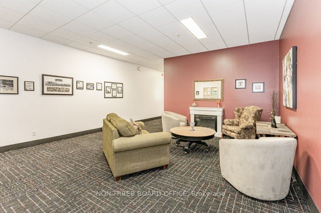 262 Dundas St, #311